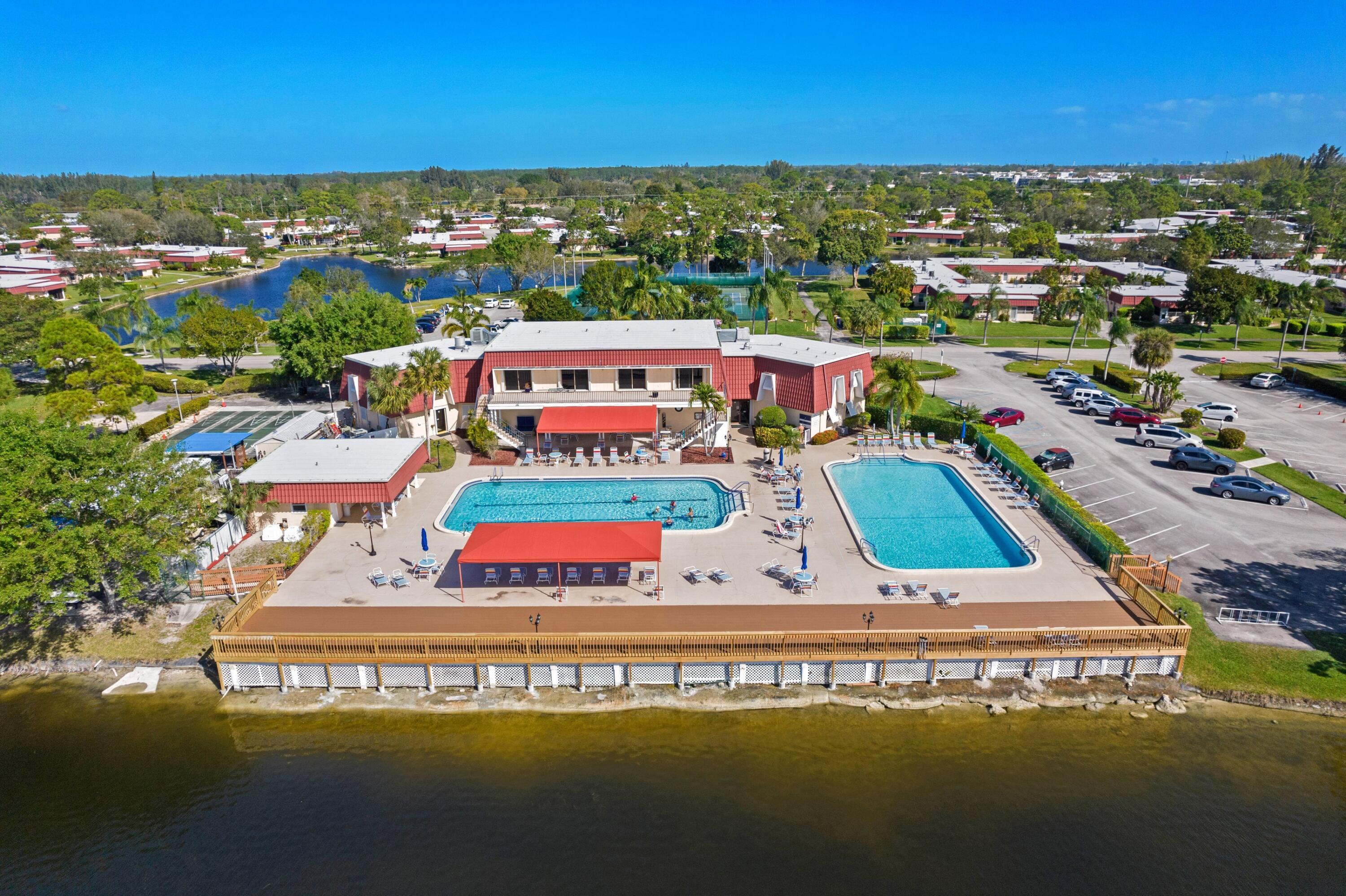 725 Nantucket Circle B