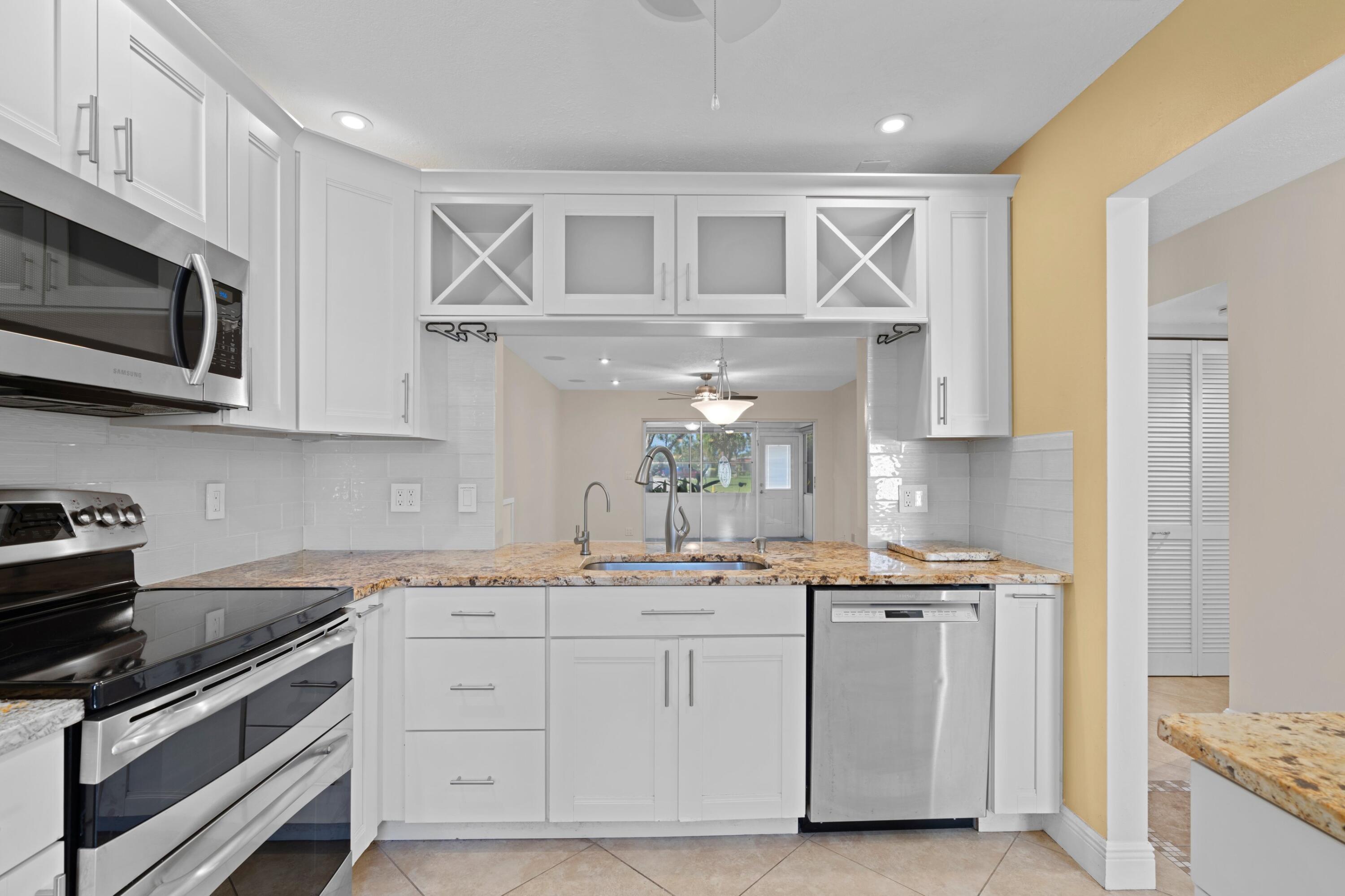 725 Nantucket Circle B