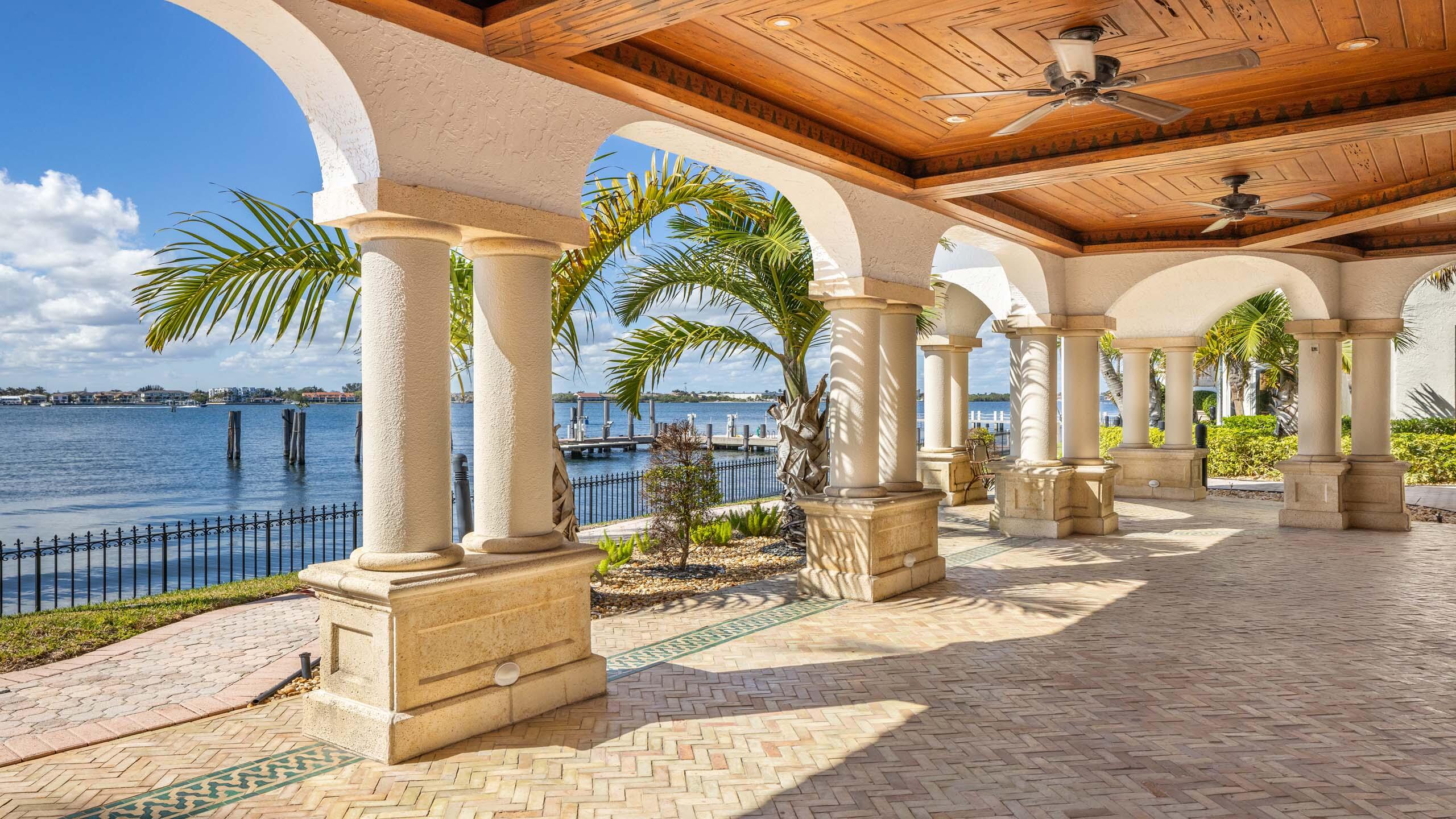 1960 S Ocean Boulevard, Manalapan