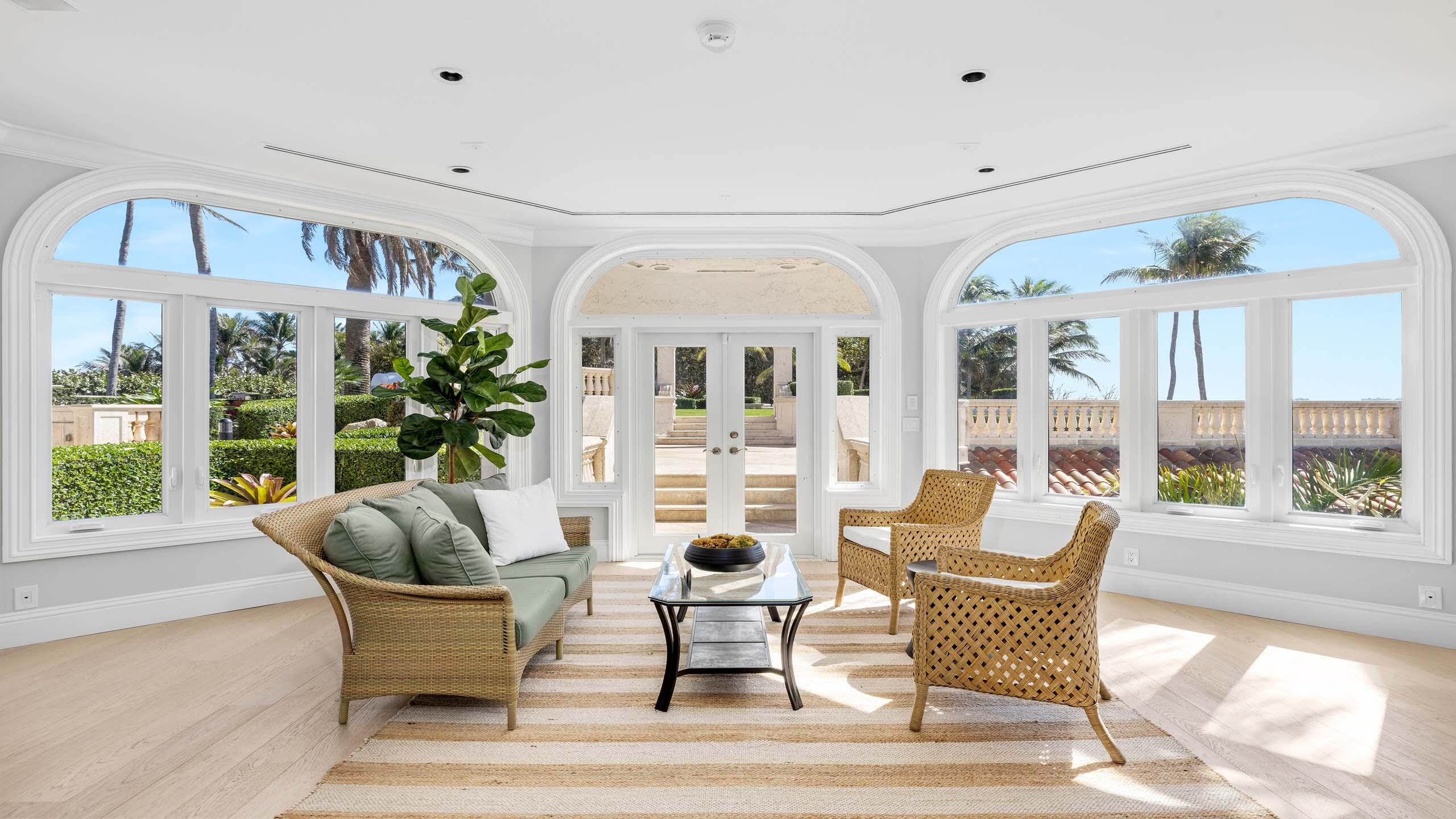 1960 S Ocean Boulevard, Manalapan