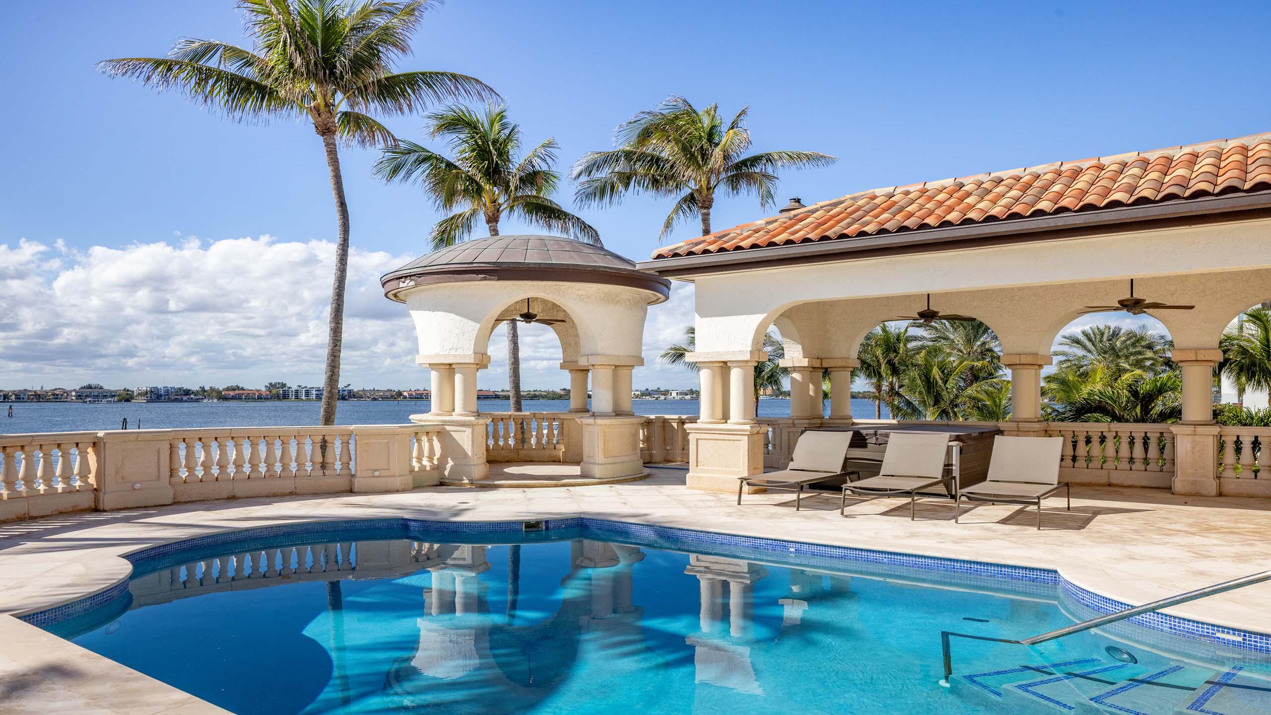 1960 S Ocean Boulevard, Manalapan