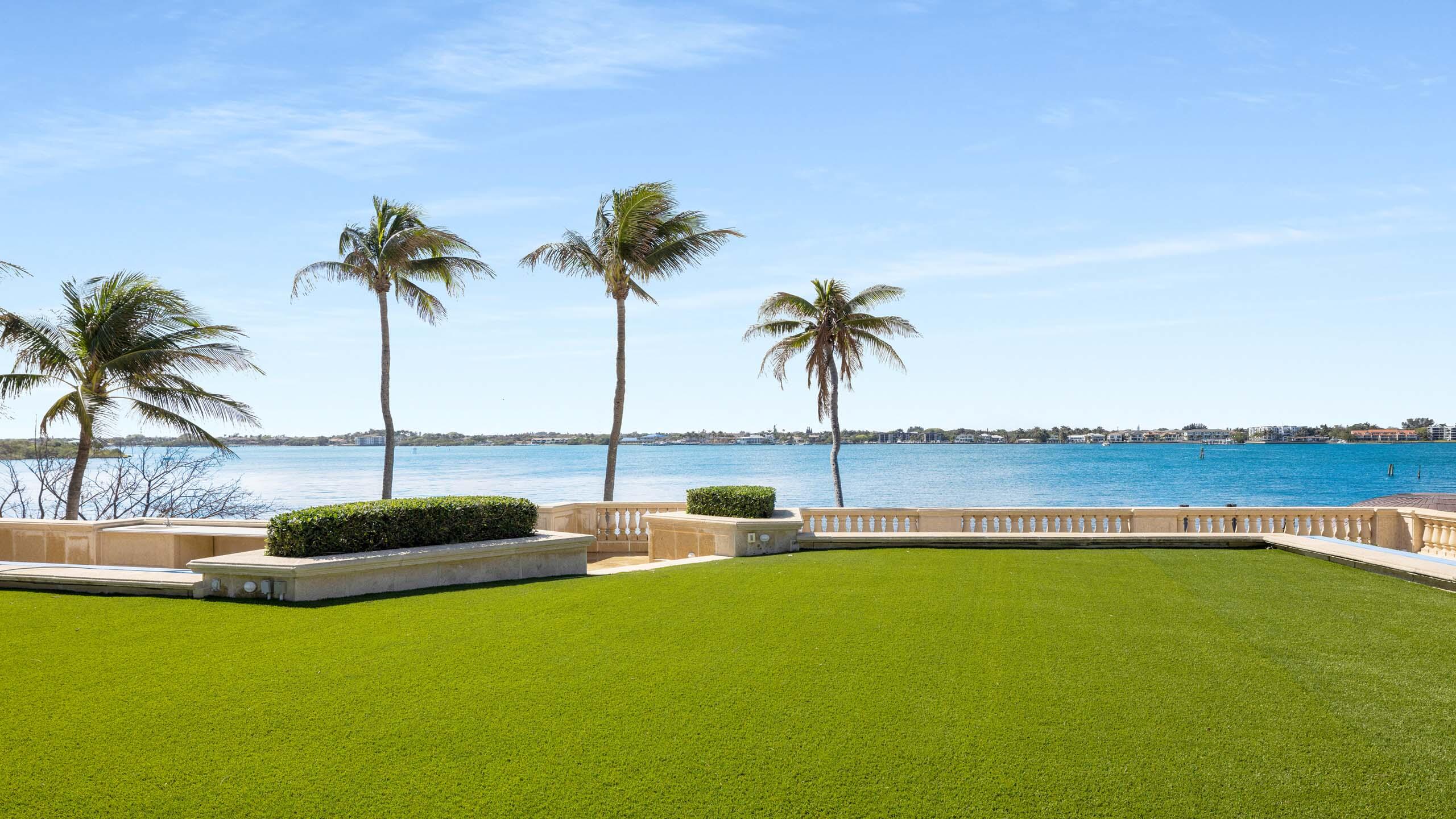 1960 S Ocean Boulevard, Manalapan