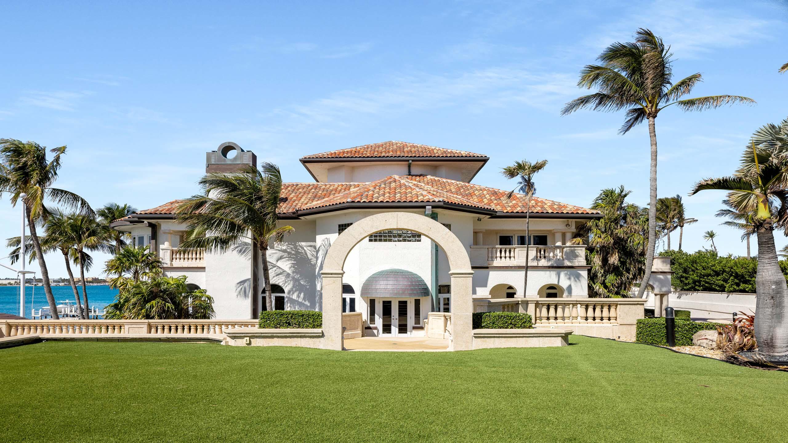 1960 S Ocean Boulevard, Manalapan