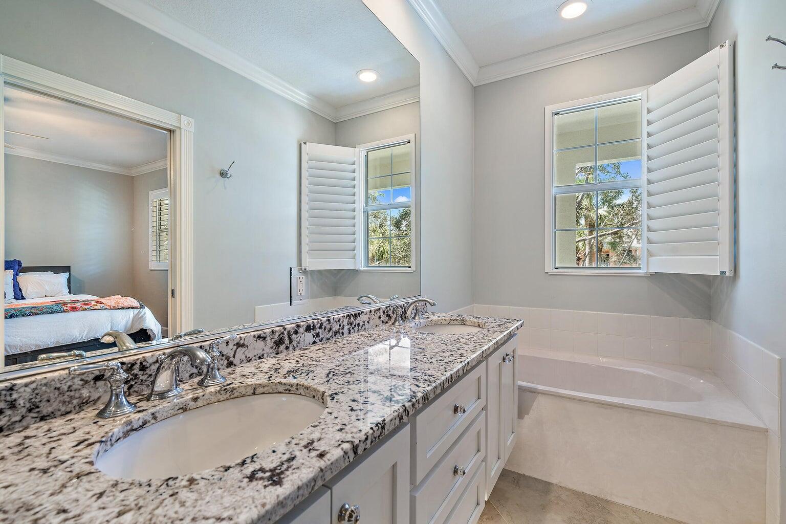 3239 E Community Drive