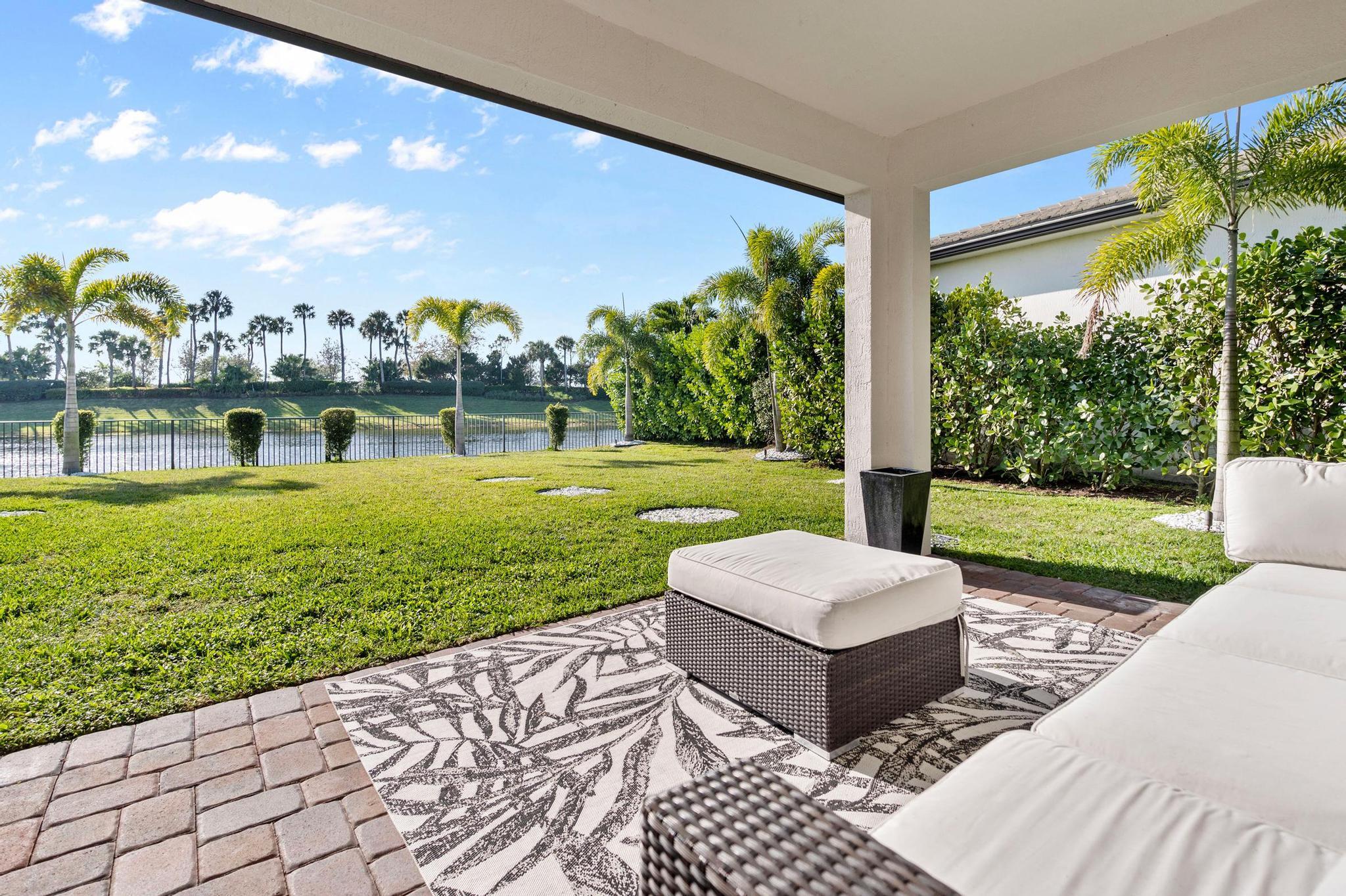 8339 Grand Prix Lane, Boynton Beach