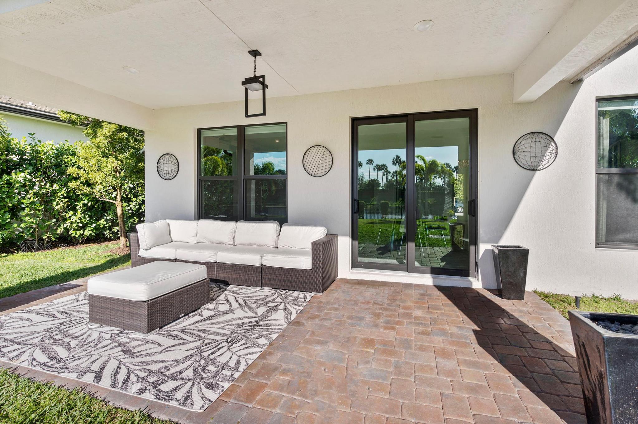 8339 Grand Prix Lane, Boynton Beach