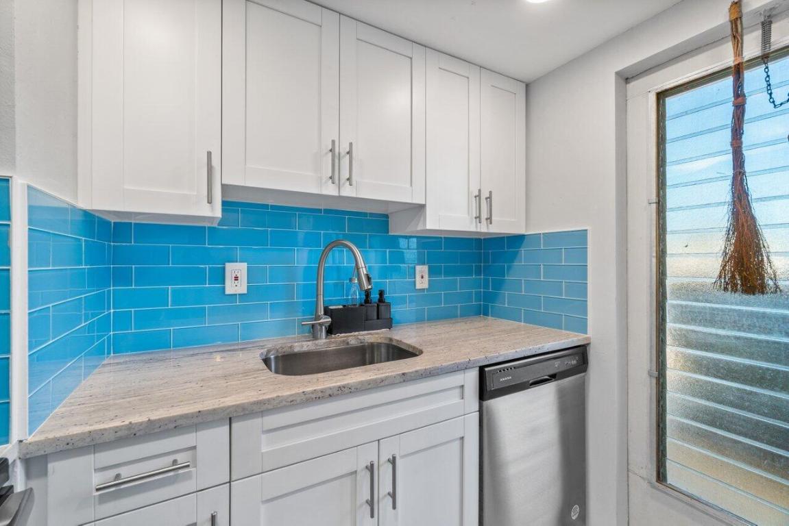 125 W Hidden Valley Boulevard 2, Boca Raton Unit: 2