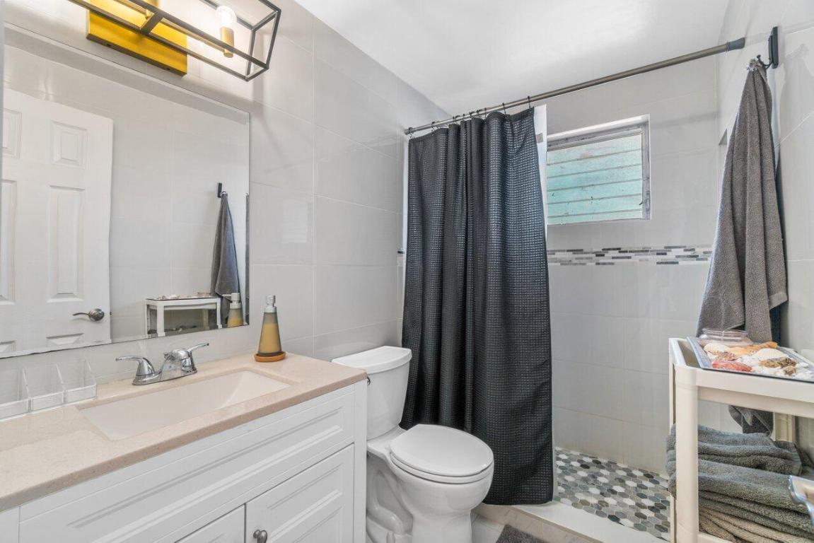 125 W Hidden Valley Boulevard 2, Boca Raton Unit: 2