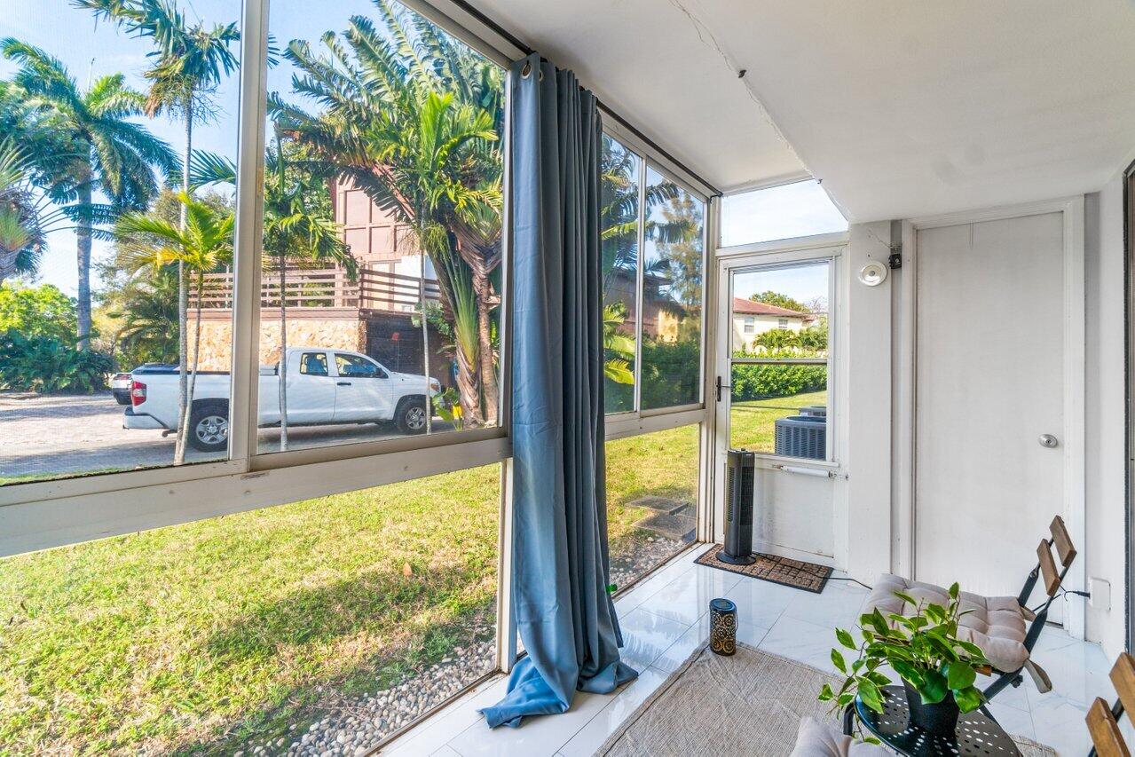 125 W Hidden Valley Boulevard 2, Boca Raton Unit: 2