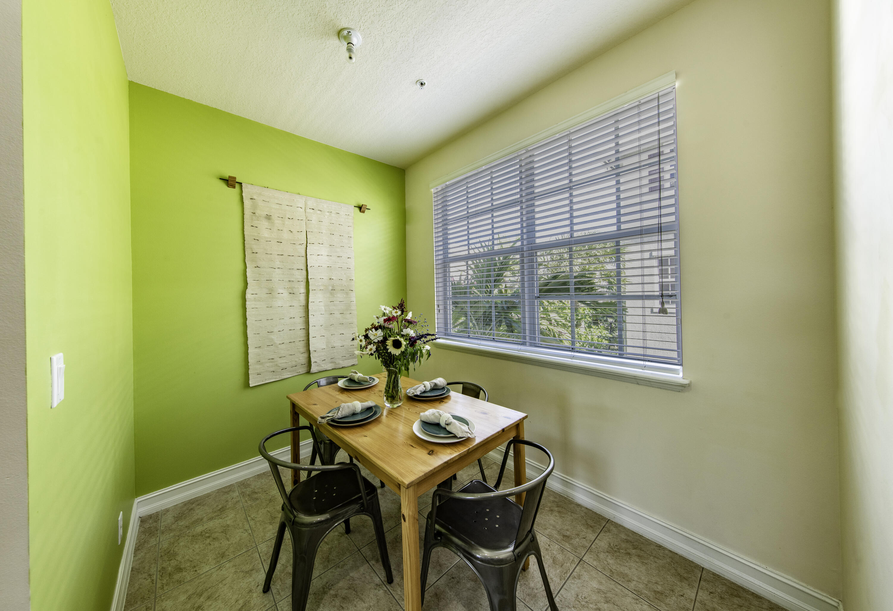105 SW 2nd Avenue