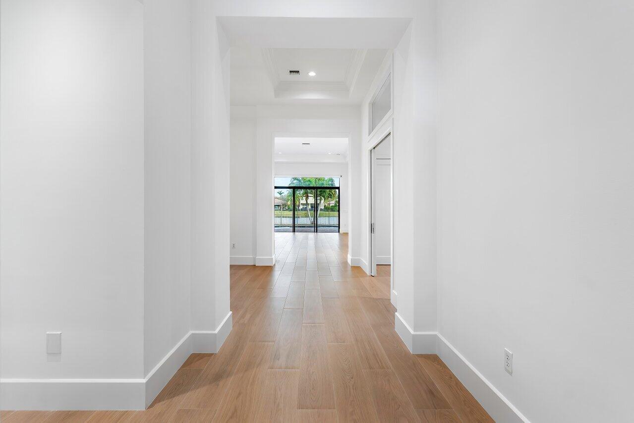 16566 Sagamore Bridge Way