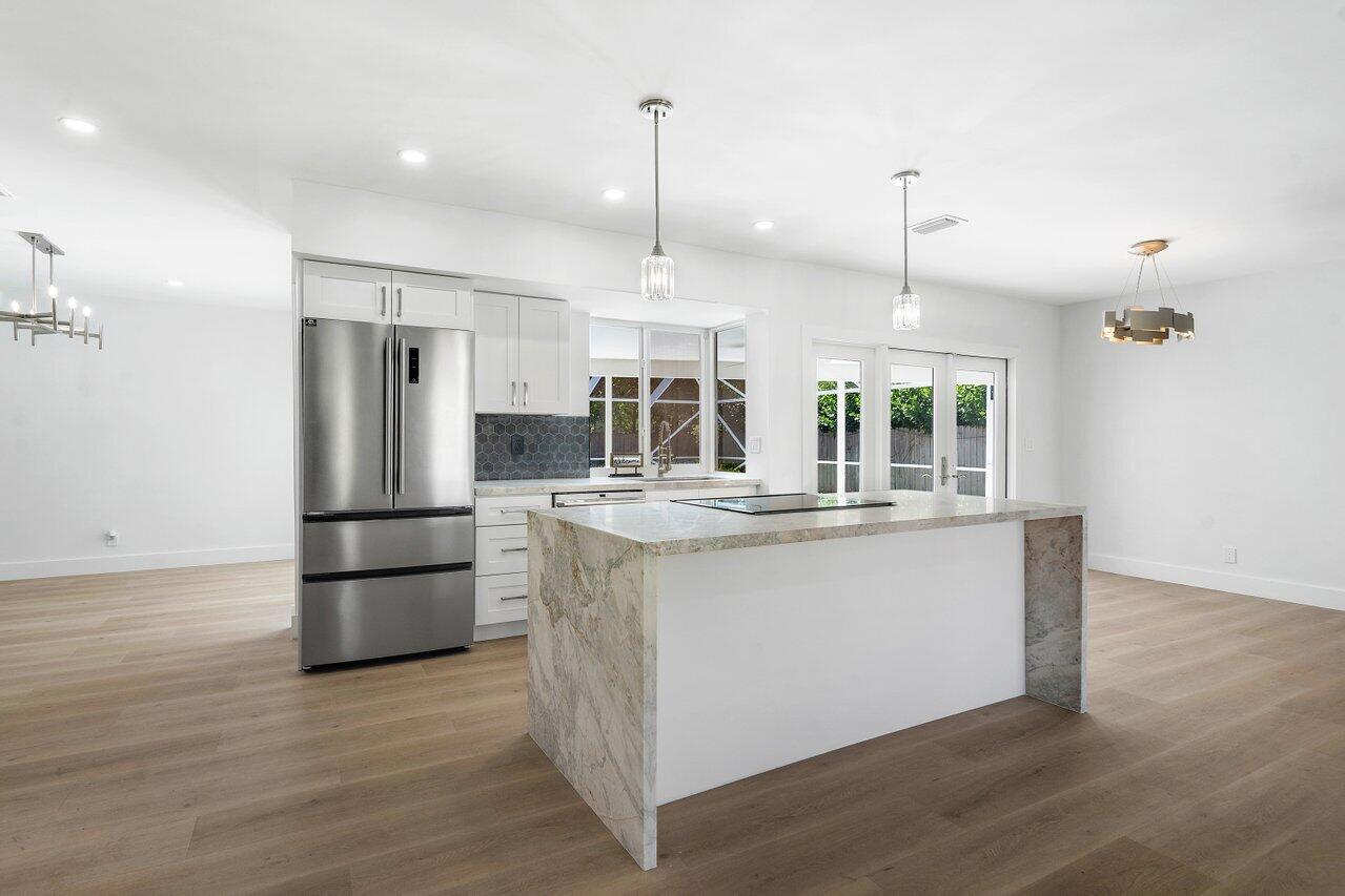 812 Cordova Drive
