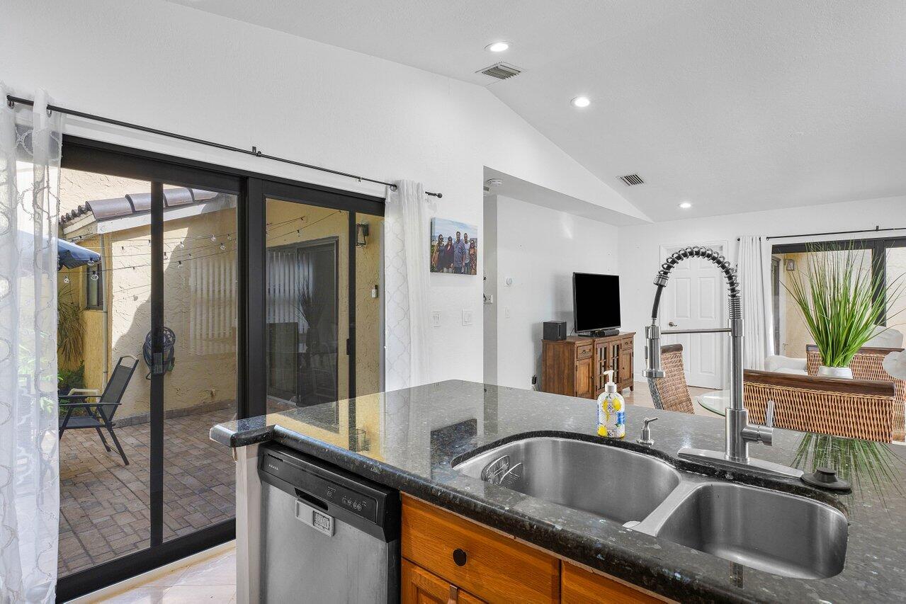 22346 Pineapple Walk Drive, Boca Raton