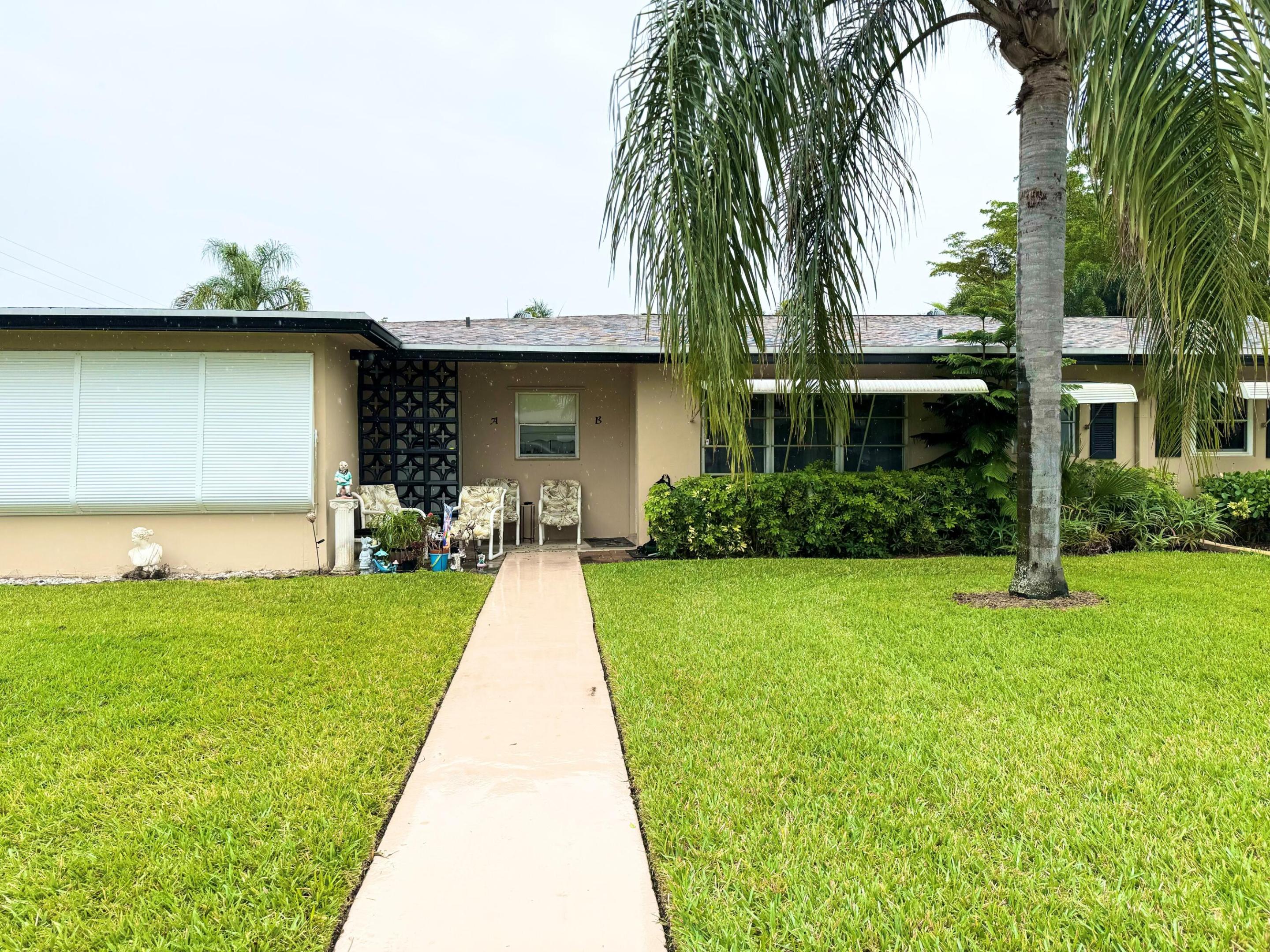 1052 North Drive B, Delray Beach Unit: B