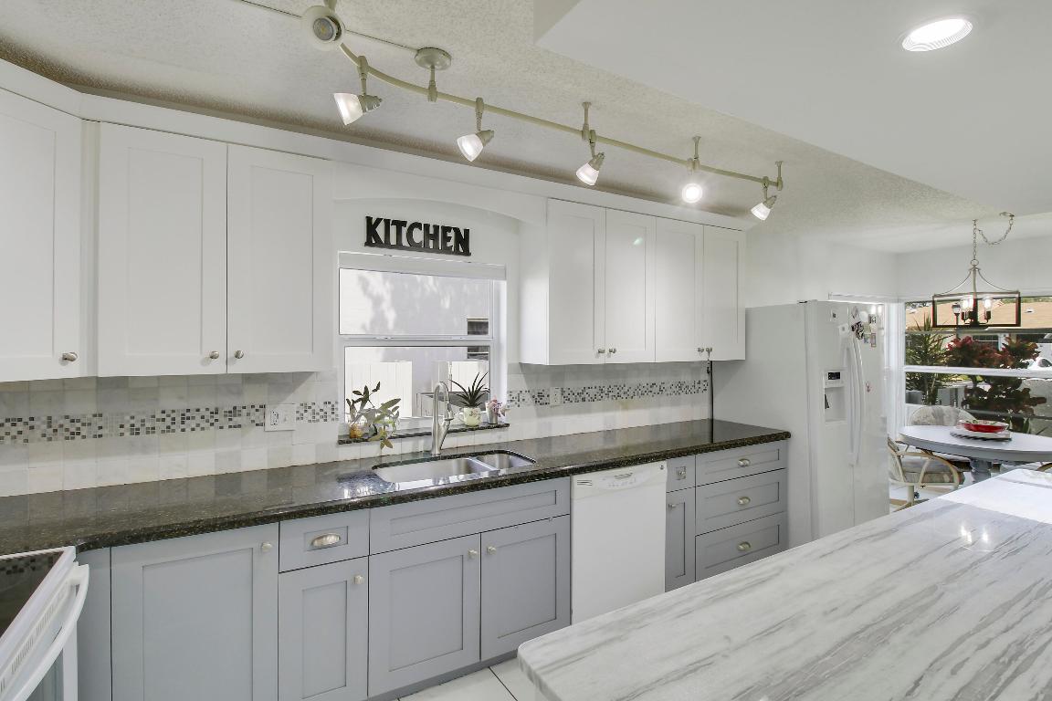 13833 Royal Palm Court C