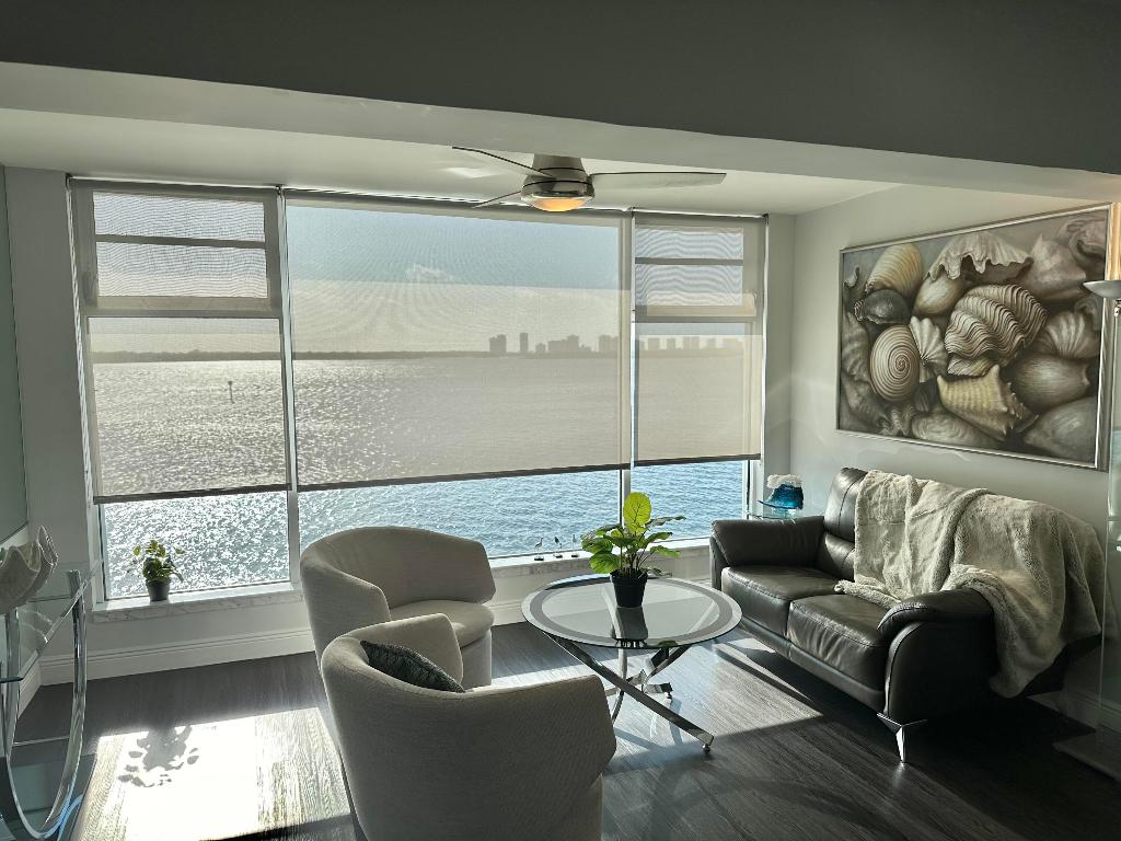 52 Yacht Club Drive 402