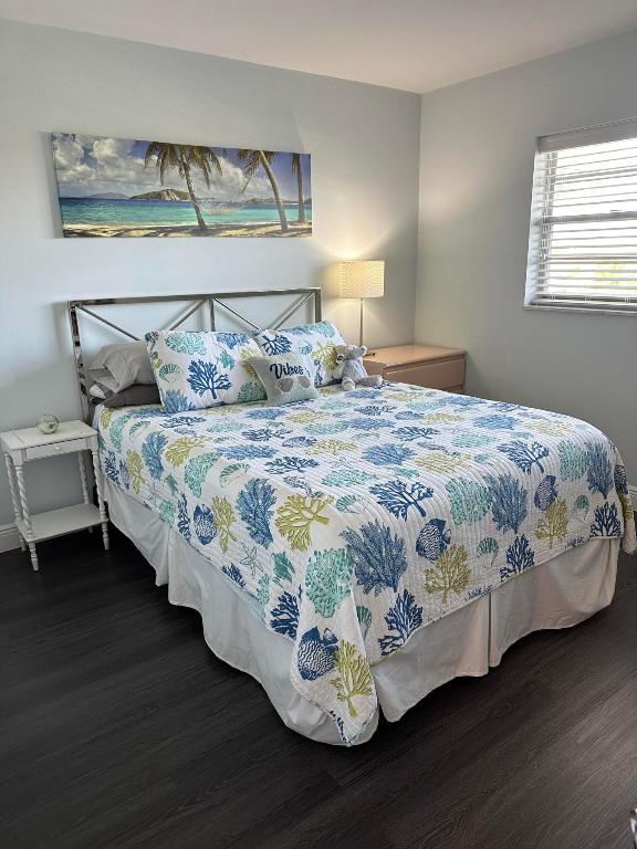 52 Yacht Club Drive 402