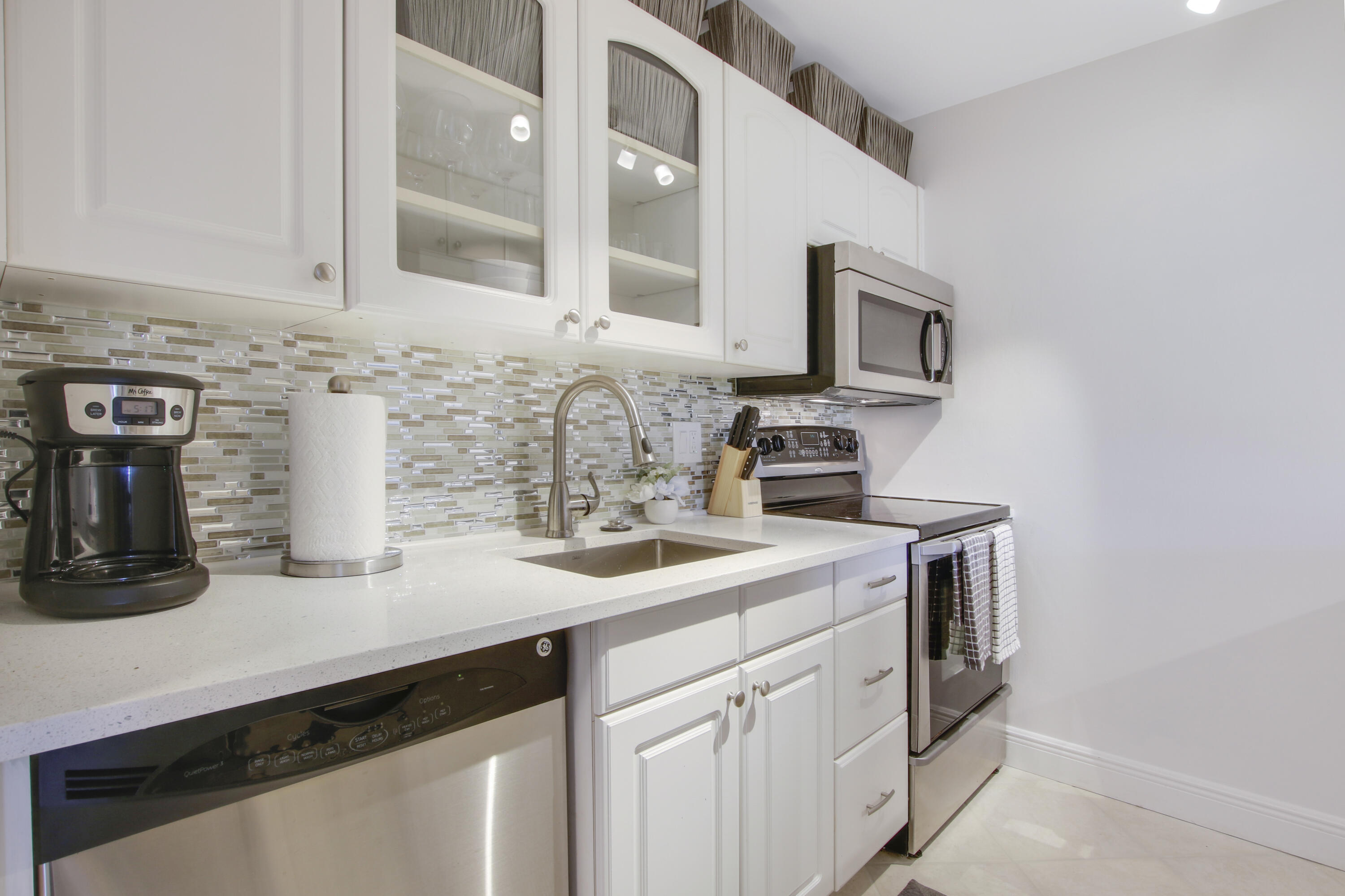 755 Dotterel Road 1101