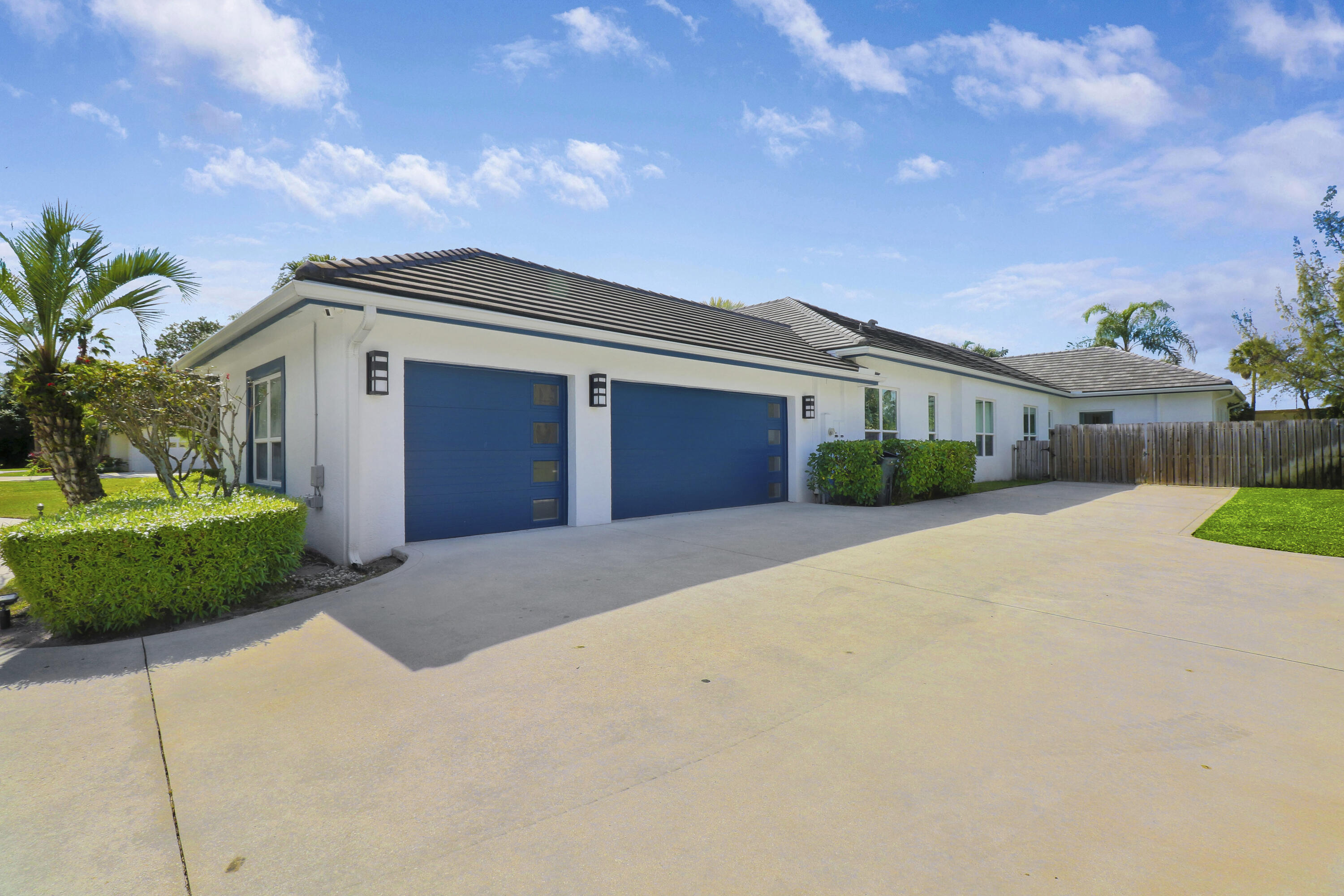 8369 Man O War Road