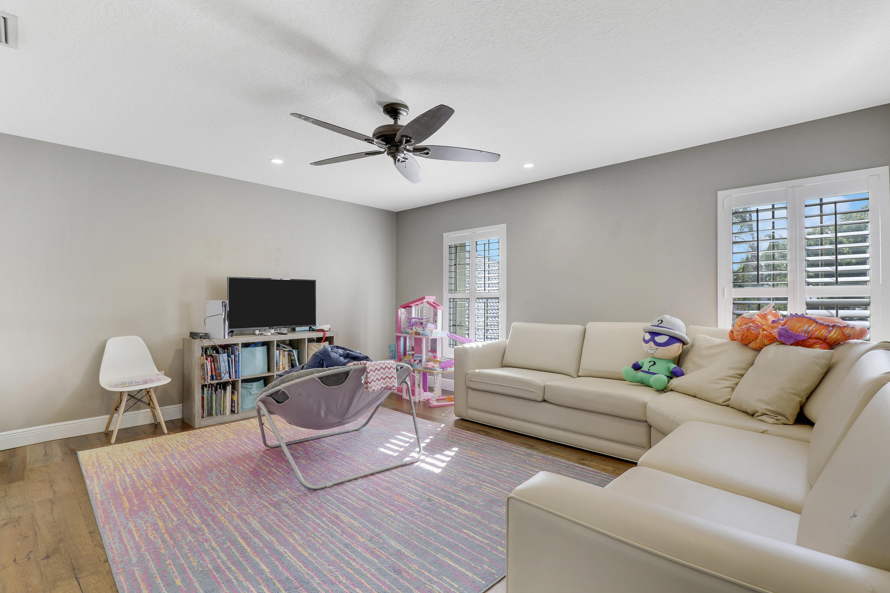 452 Oriole Circle