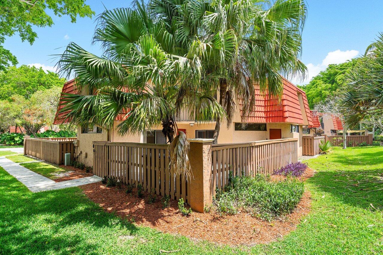 8051 Severn Drive D, Boca Raton Unit: D