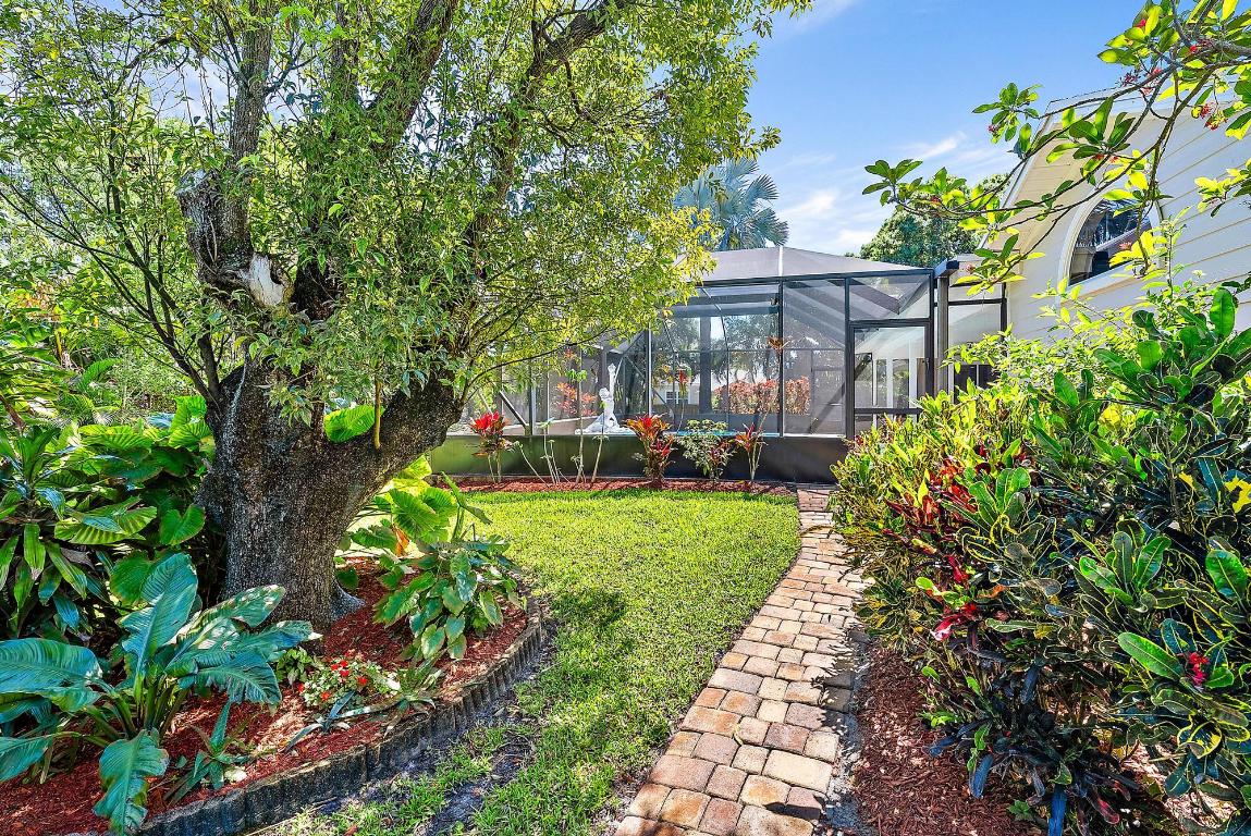 2001 SE Hanford Road