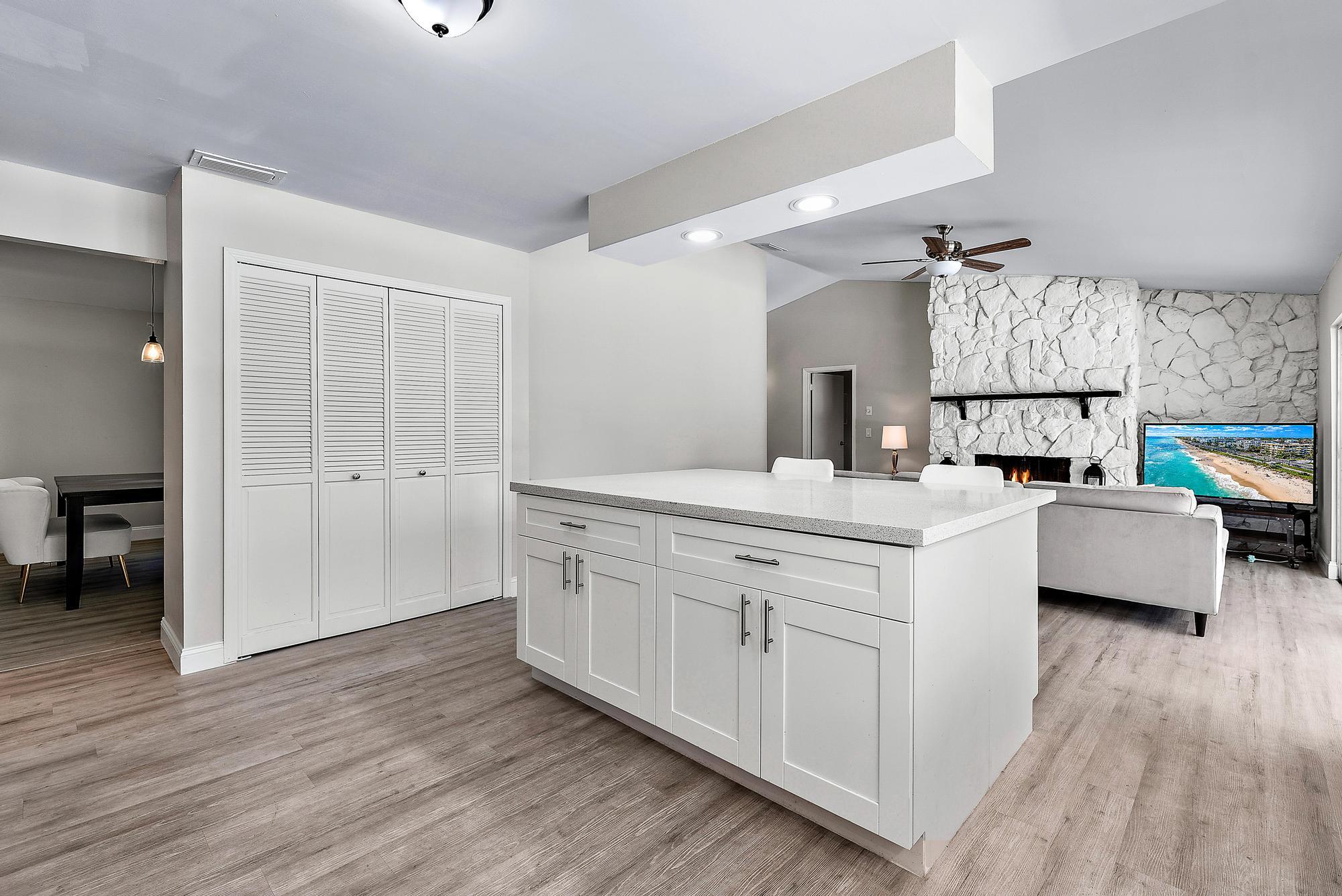 2001 SE Hanford Road