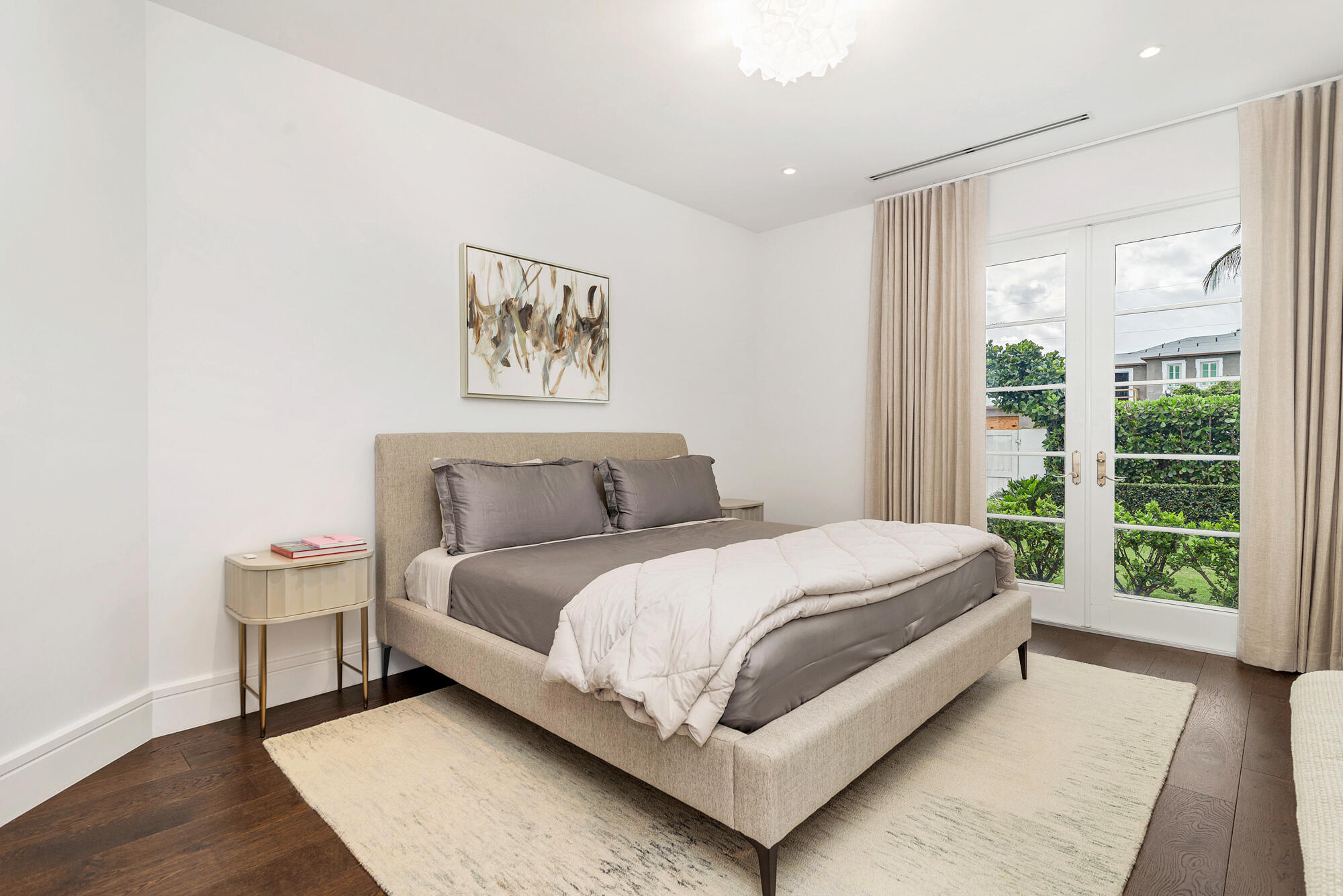 285 Colonial Lane, Palm Beach