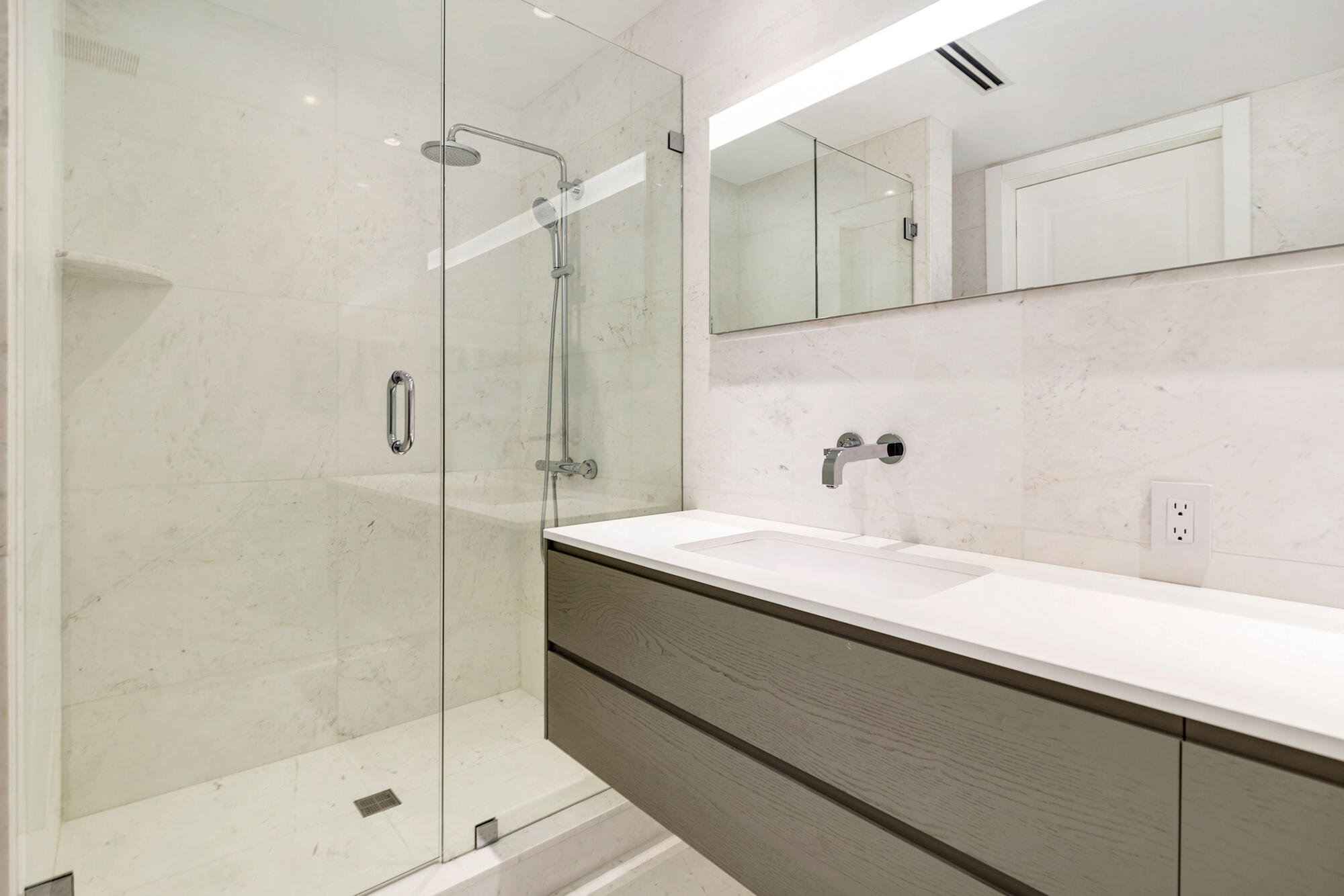 285 Colonial Lane, Palm Beach