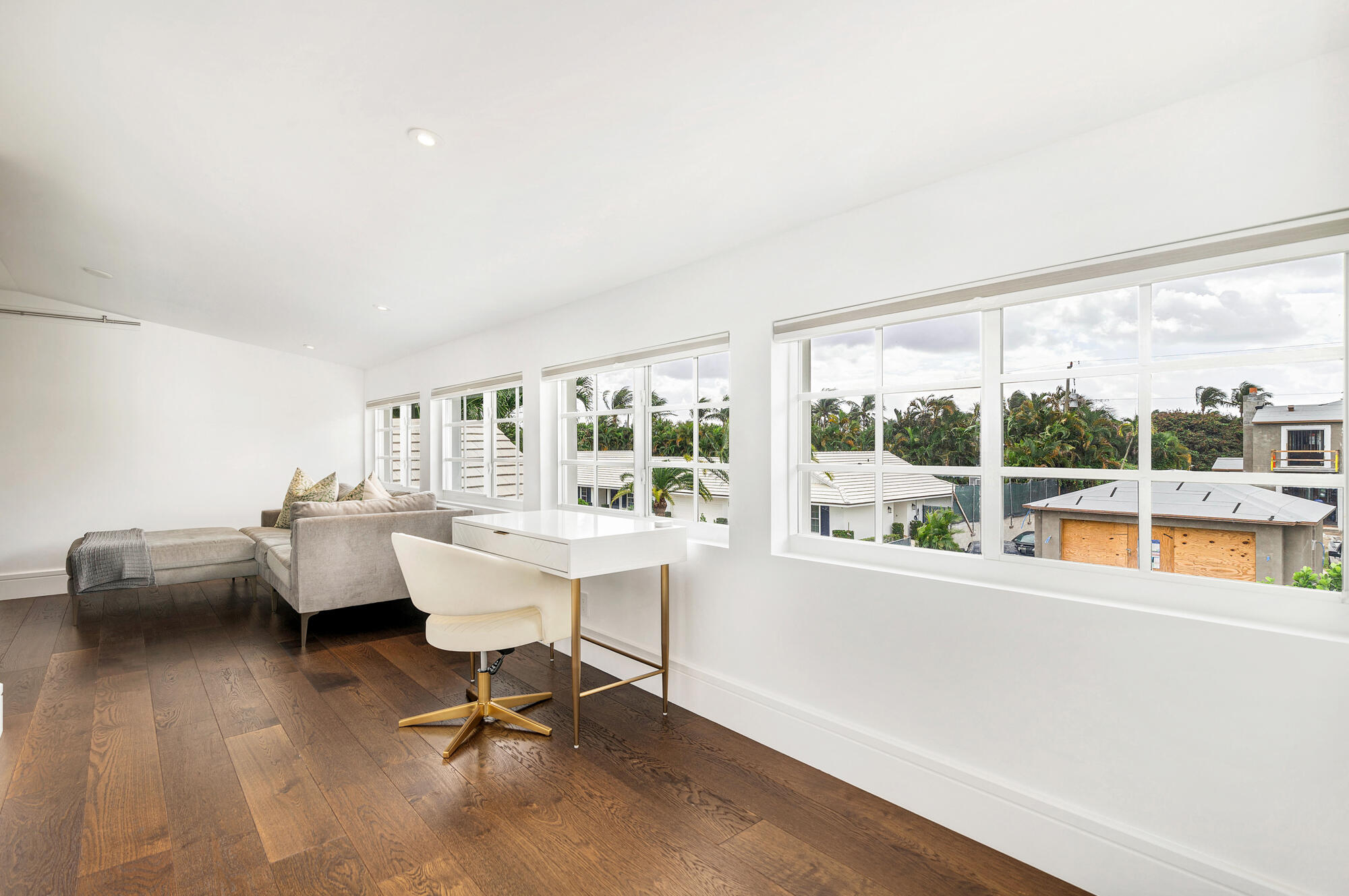 285 Colonial Lane, Palm Beach