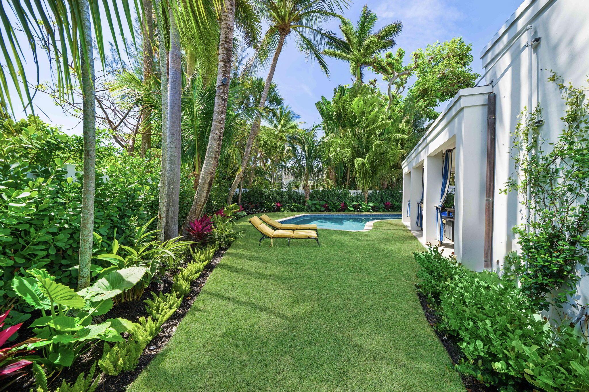 220 Onondaga Avenue, Palm Beach