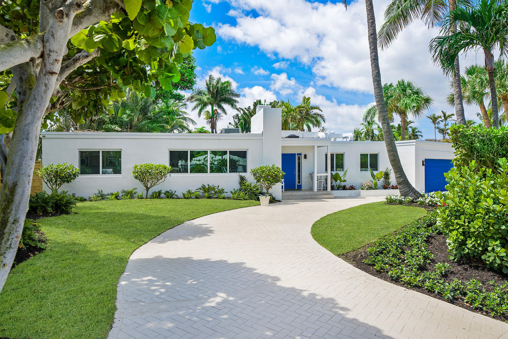 220 Onondaga Avenue, Palm Beach