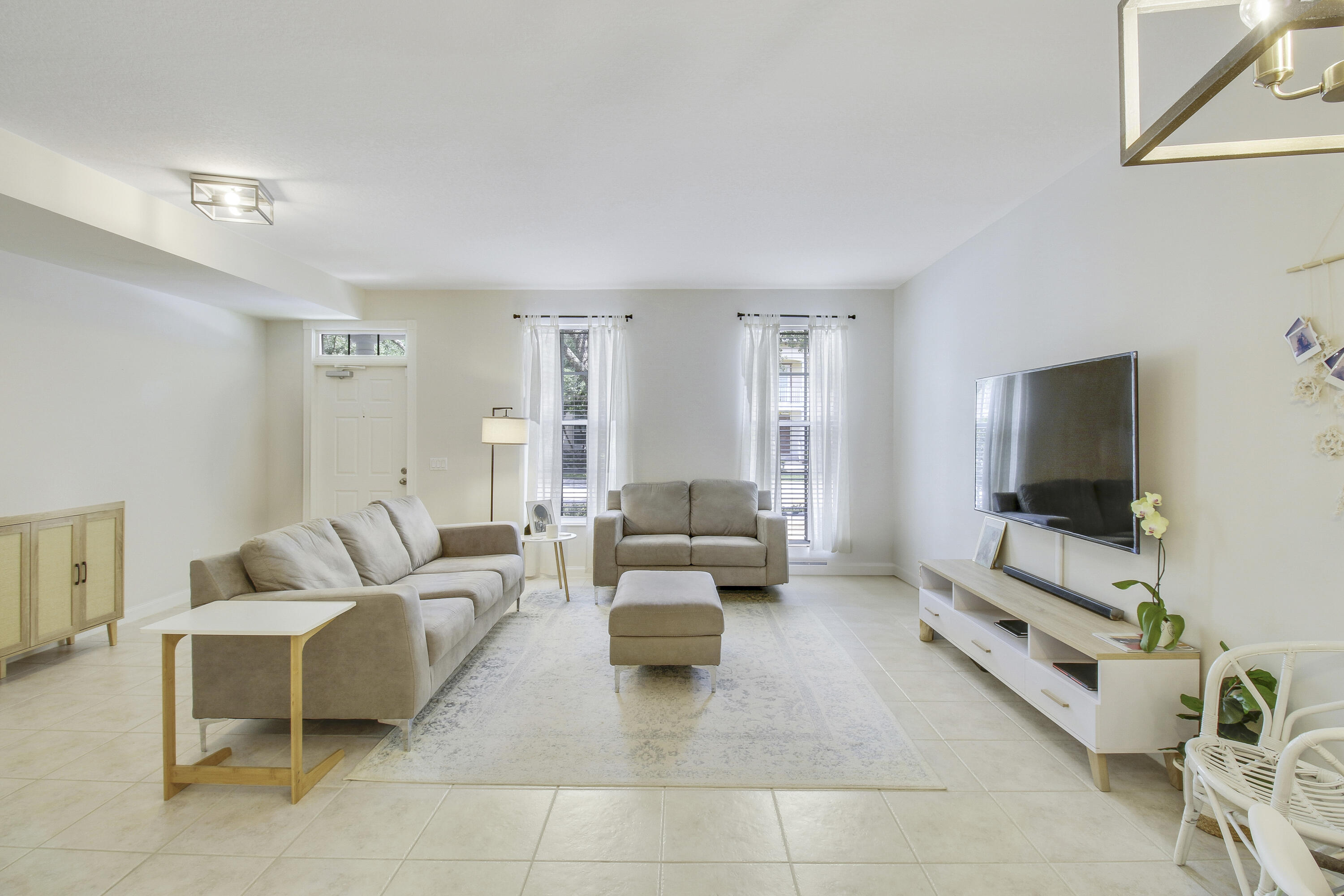 347 Legare Court