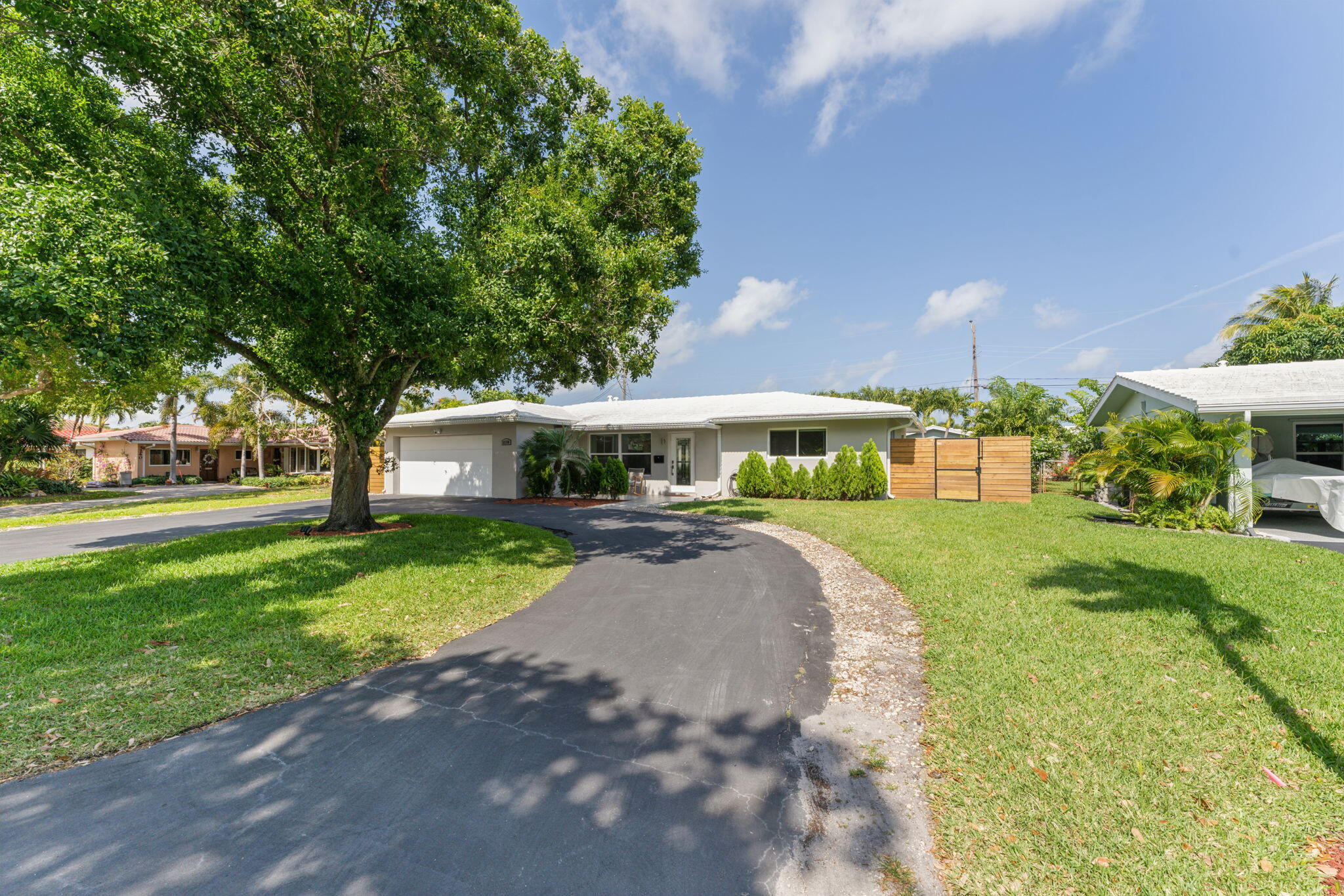 5230 NE 15th Avenue, Fort Lauderdale