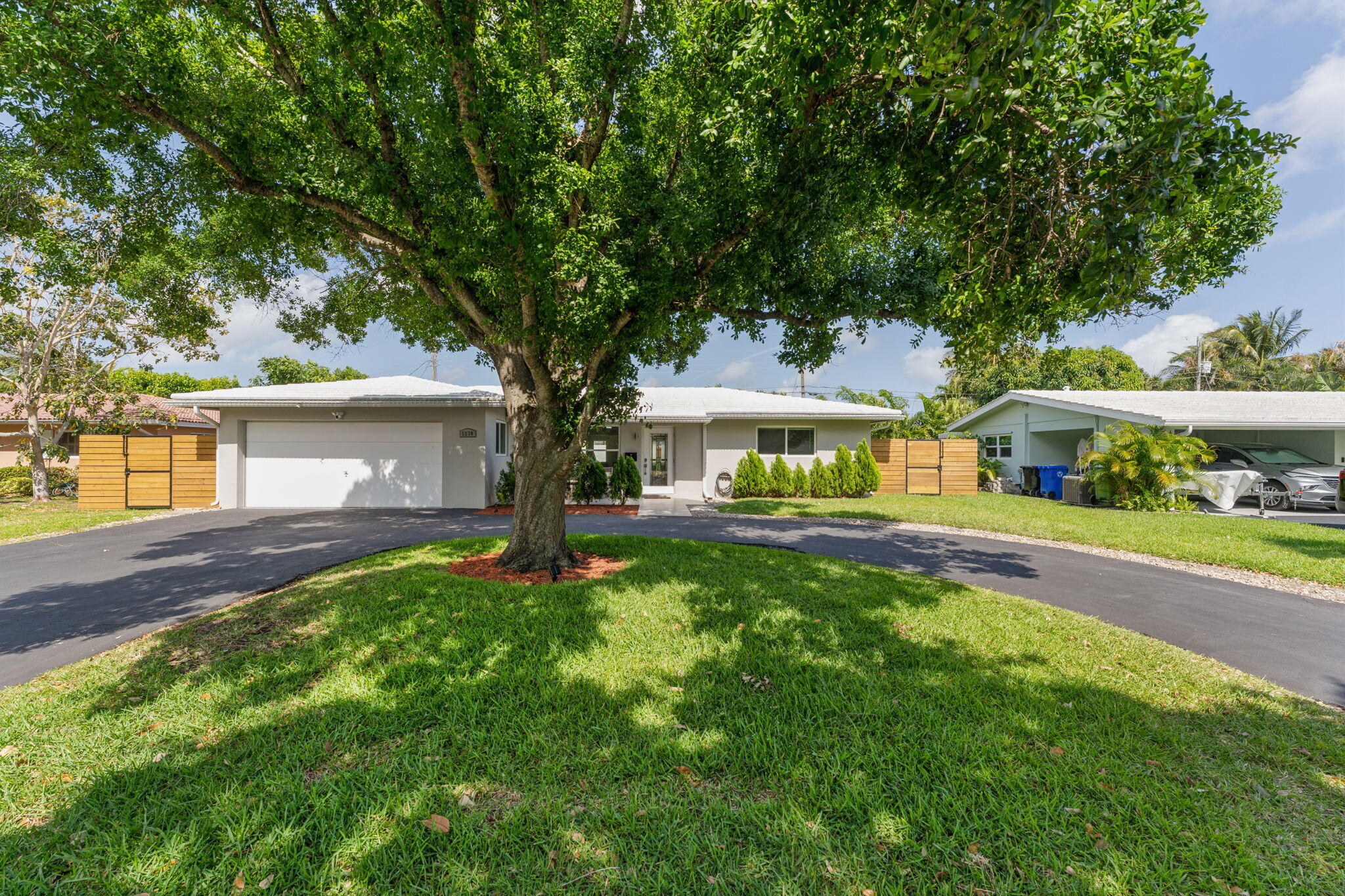 5230 NE 15th Avenue, Fort Lauderdale