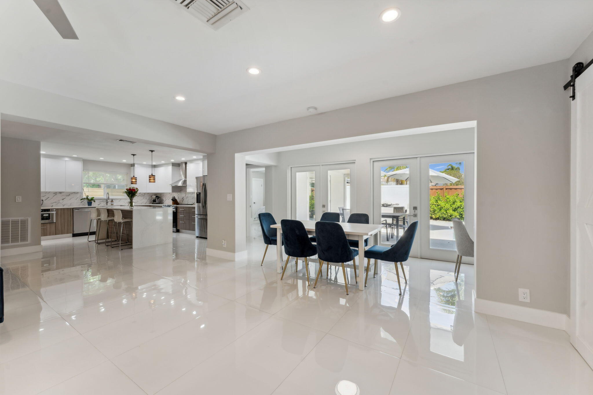 5230 NE 15th Avenue, Fort Lauderdale