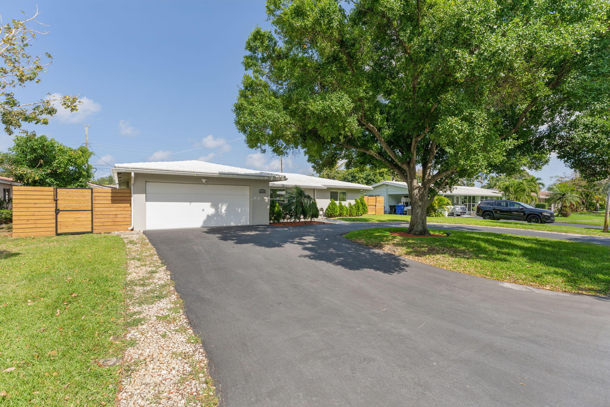 5230 NE 15th Avenue, Fort Lauderdale