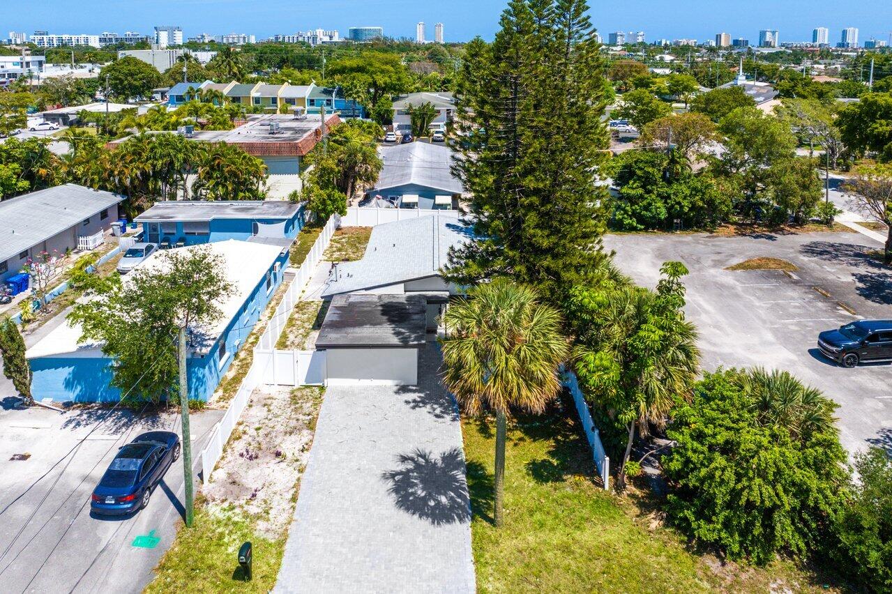 108 SE 11th Avenue