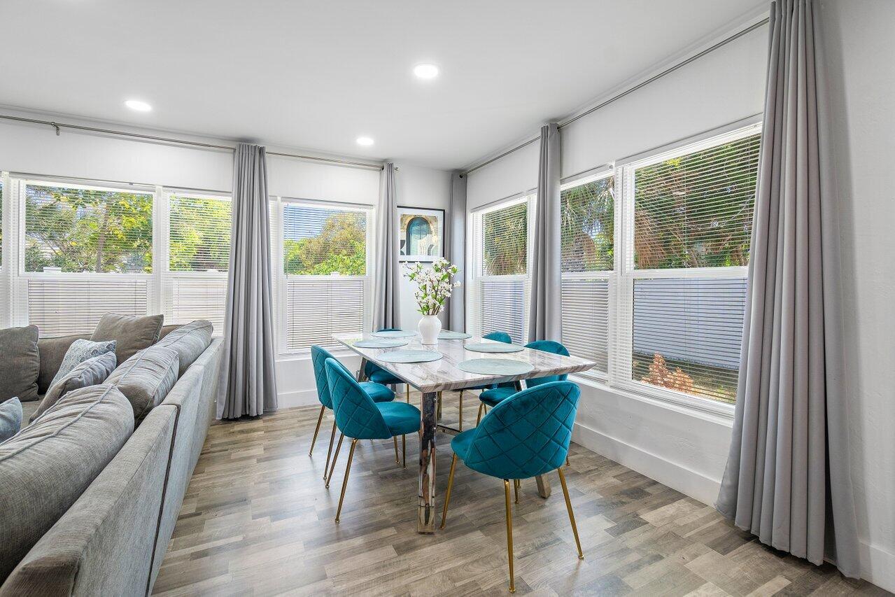 108 SE 11th Avenue