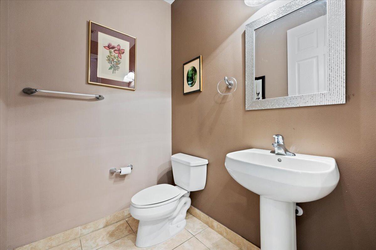 8766 Tally Ho Lane, West Palm Beach