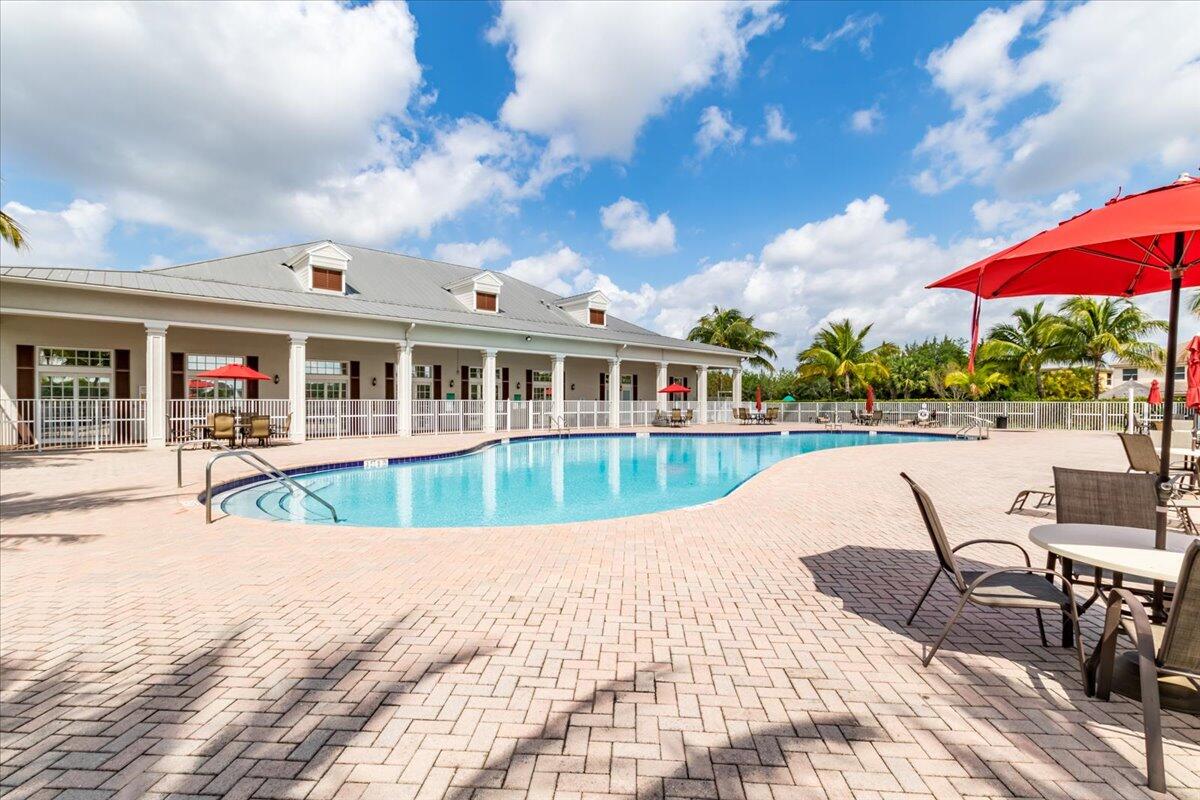 8766 Tally Ho Lane, West Palm Beach