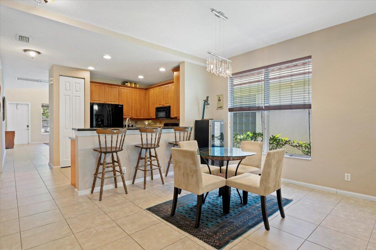 8766 Tally Ho Lane, West Palm Beach