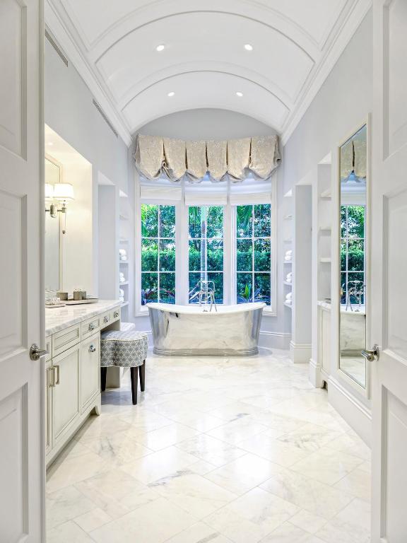 131 W Bears Club Drive