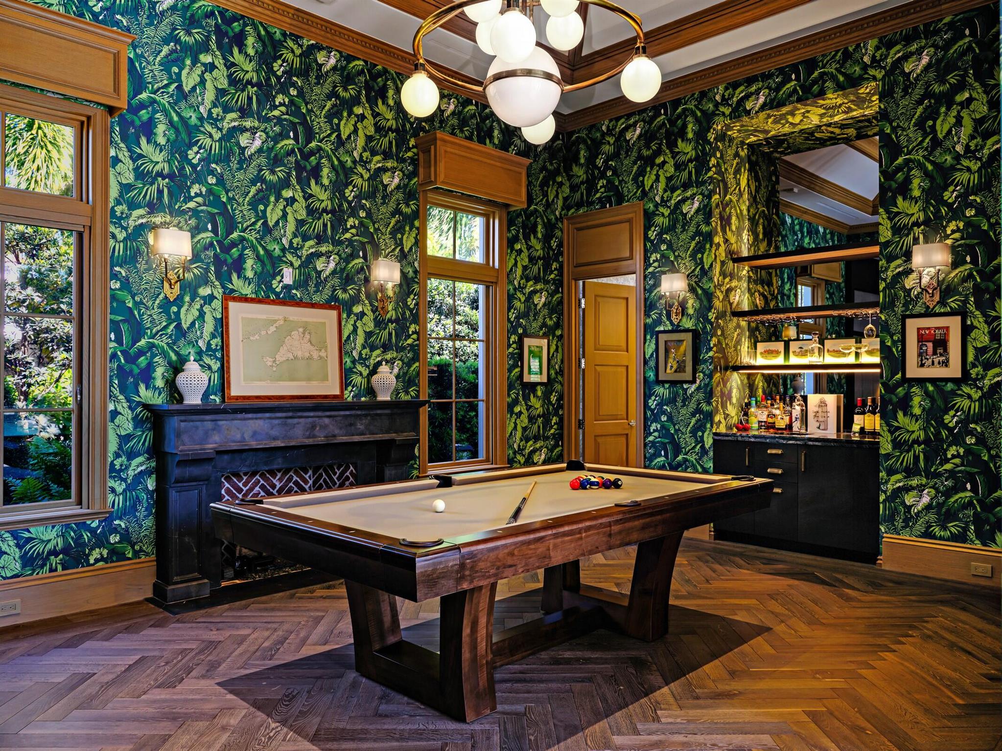 131 W Bears Club Drive