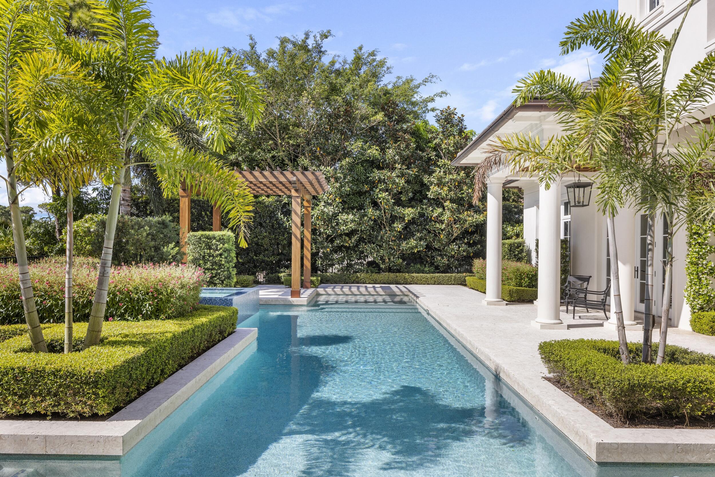 131 W Bears Club Drive