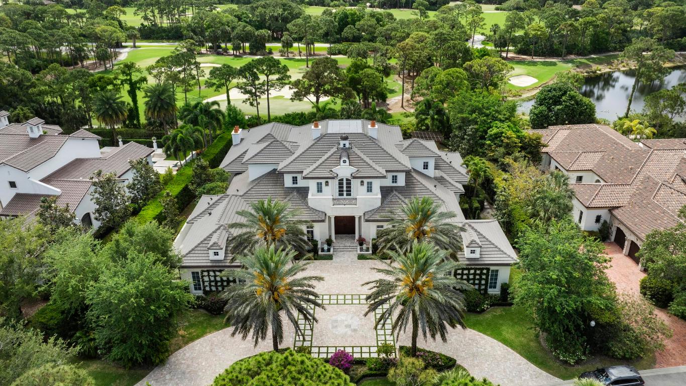 131 W Bears Club Drive