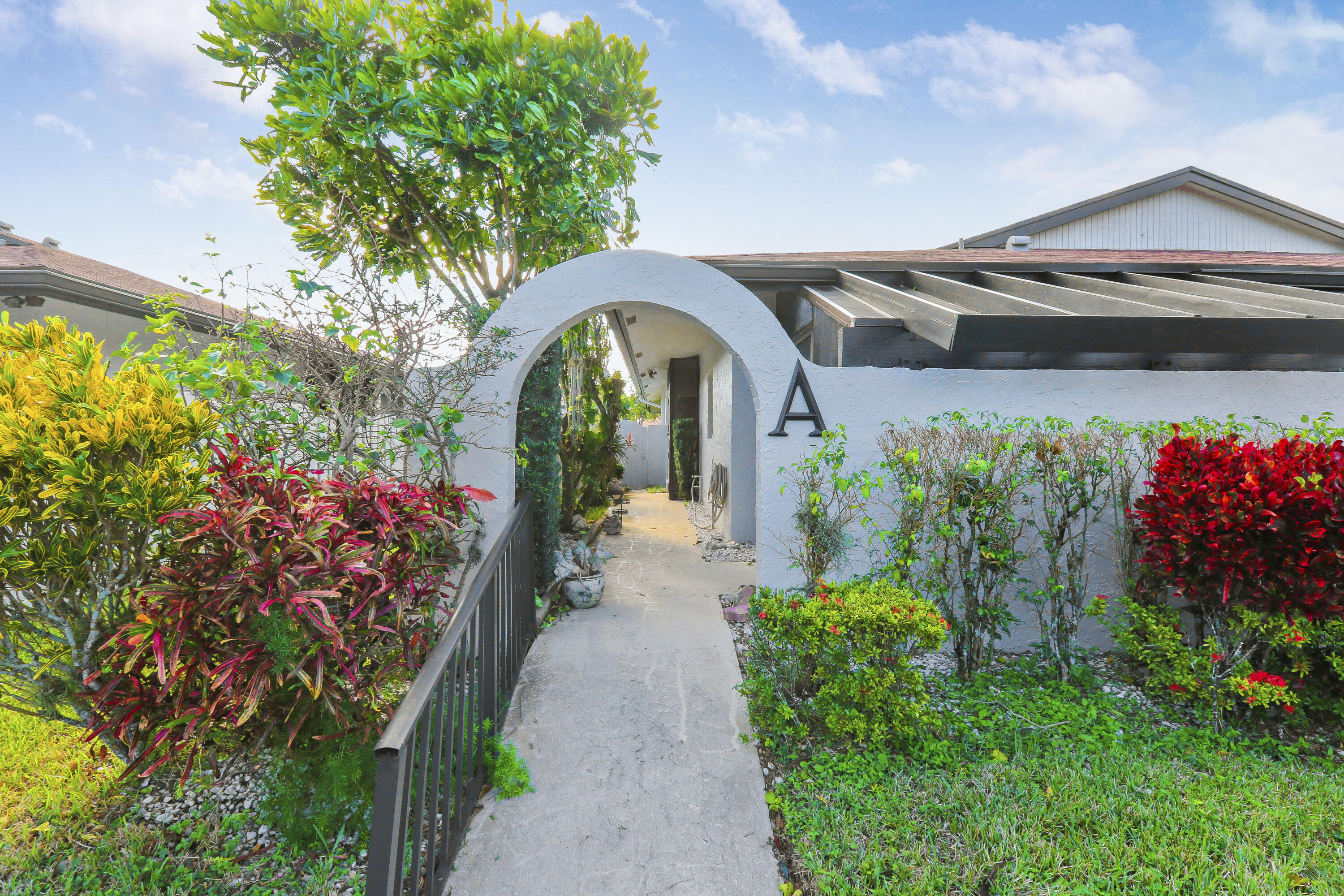 13522 Sabal Palm Court A