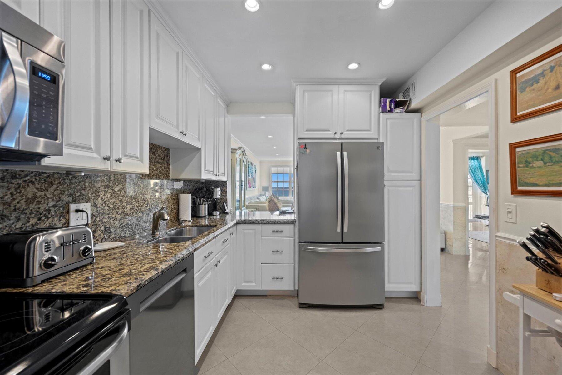 3475 S Ocean Boulevard 7030, Palm Beach Unit: 7030