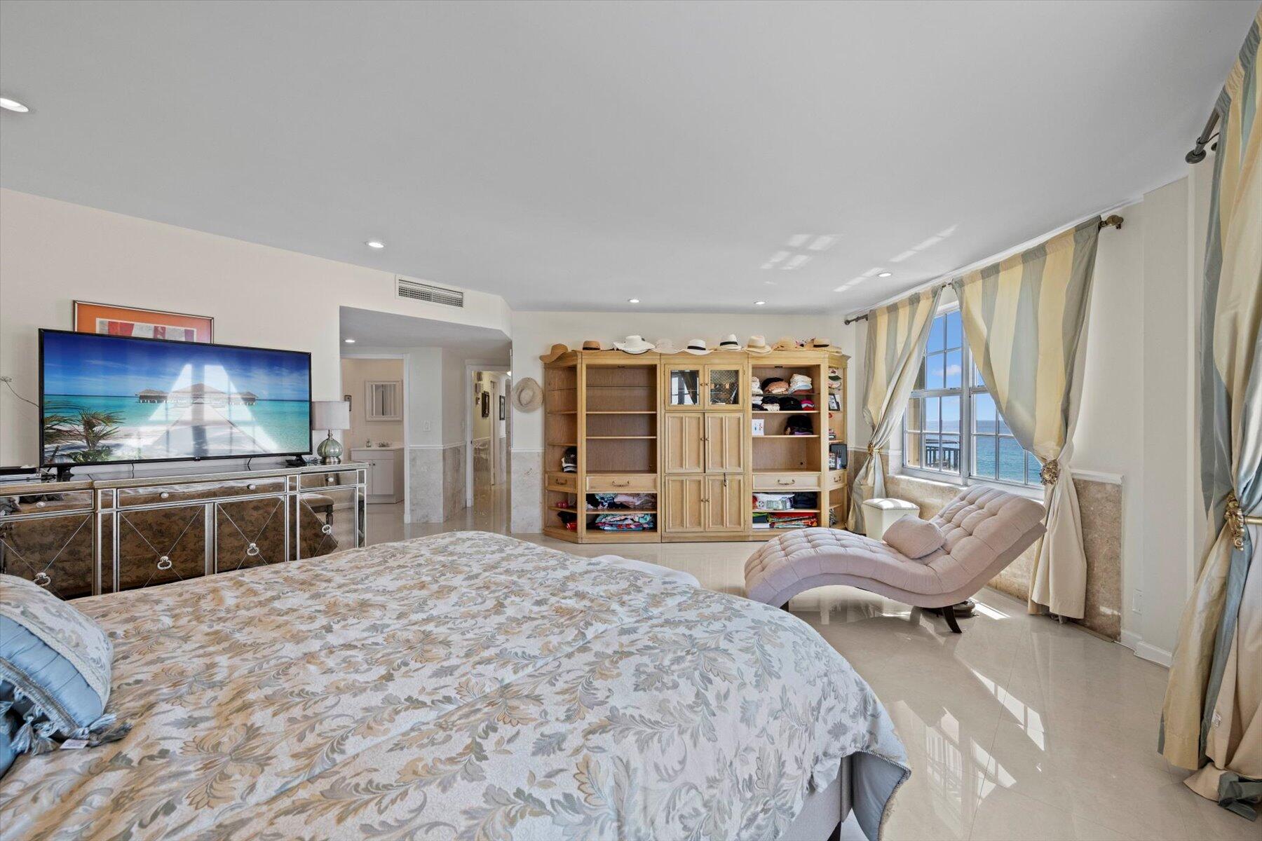3475 S Ocean Boulevard 7030, Palm Beach Unit: 7030