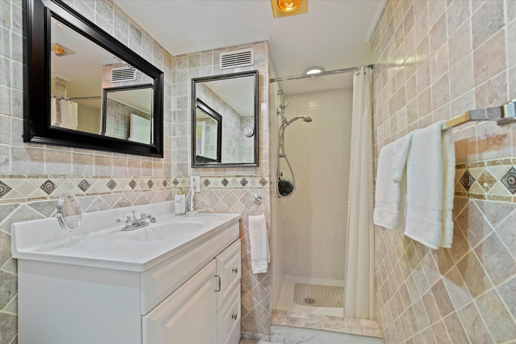 3475 S Ocean Boulevard 7030, Palm Beach Unit: 7030